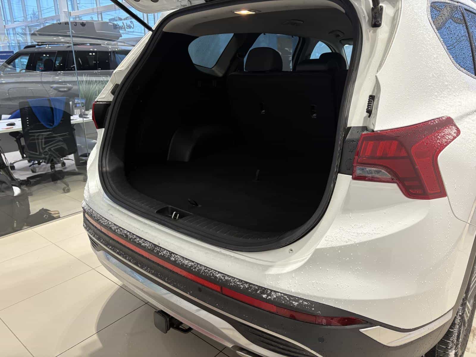 2023 Hyundai Santa Fe Preferred w/Trend - Image 15