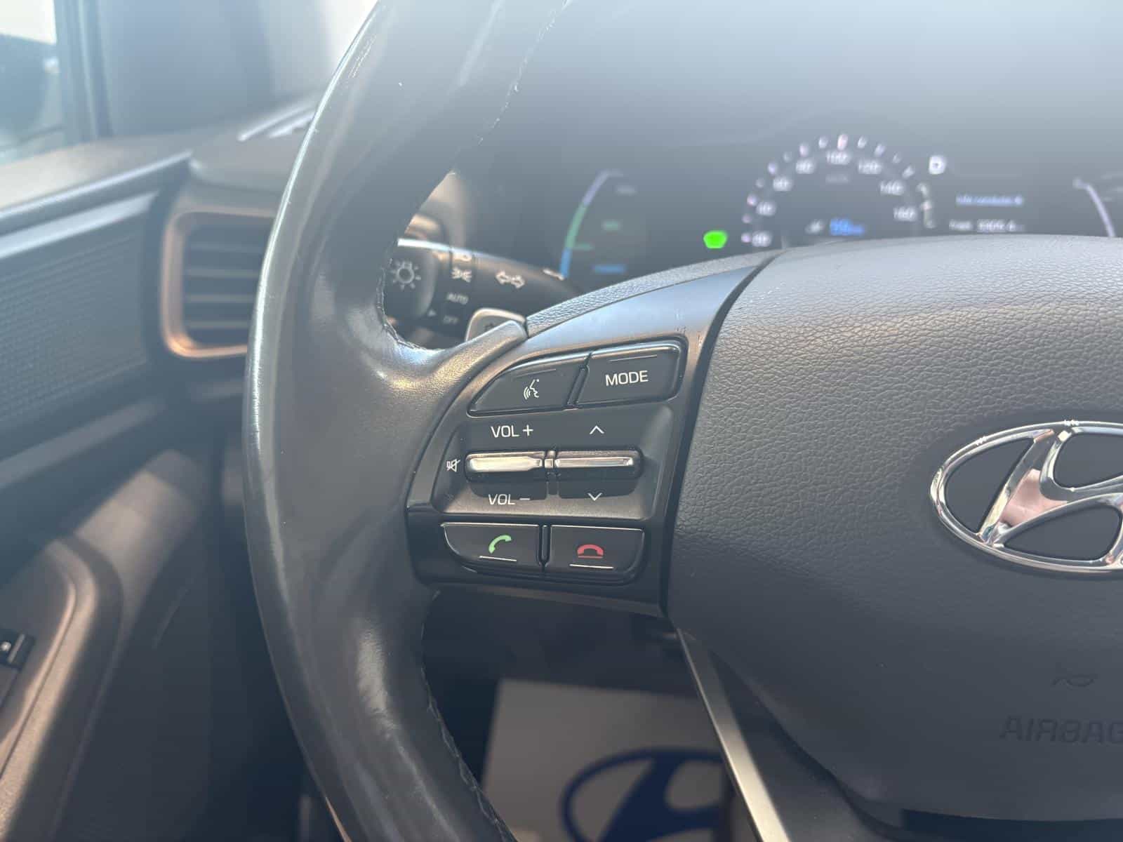 2019 Hyundai Ioniq Preferred - Image 20