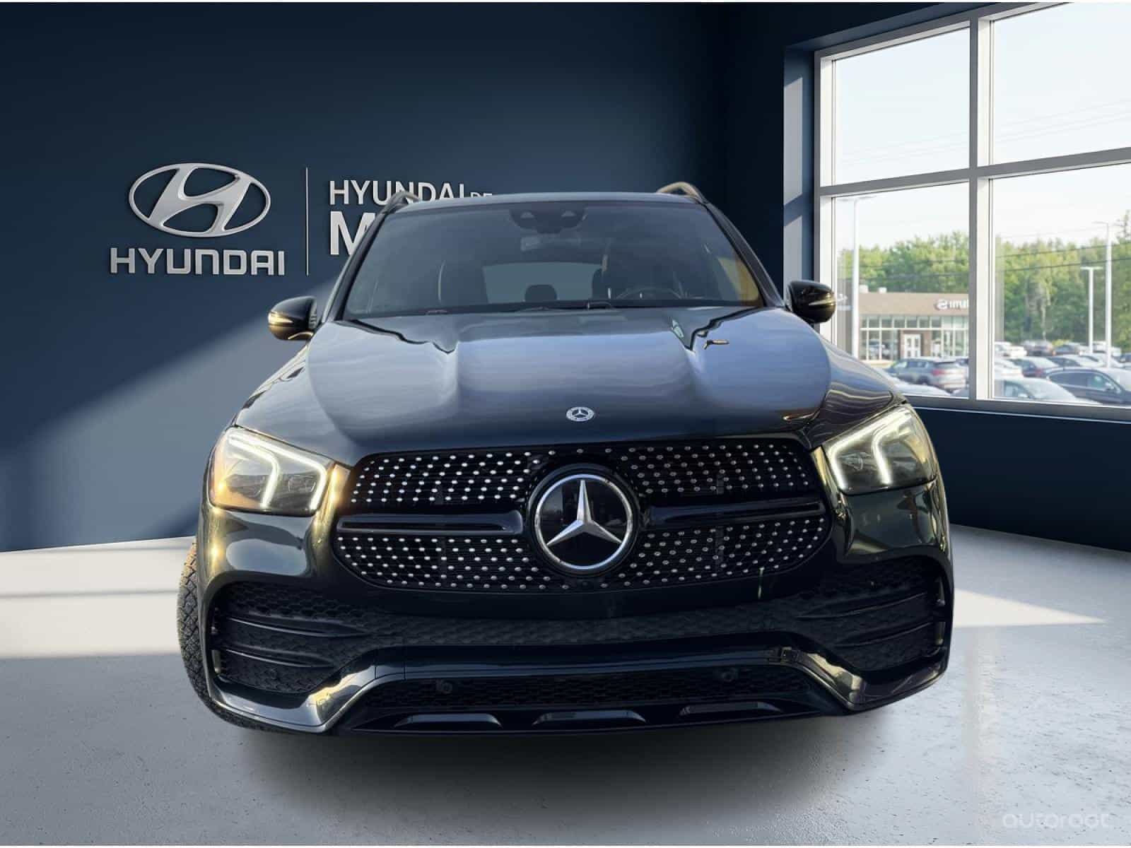 2021 Mercedes-Benz GLE-Class GLE450 - Image 2