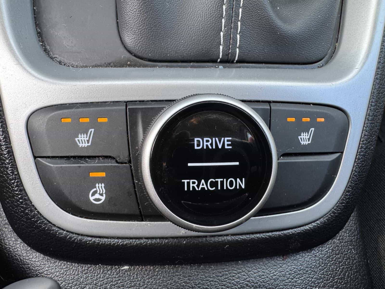 2025 Hyundai Venue Preferred - Image 20