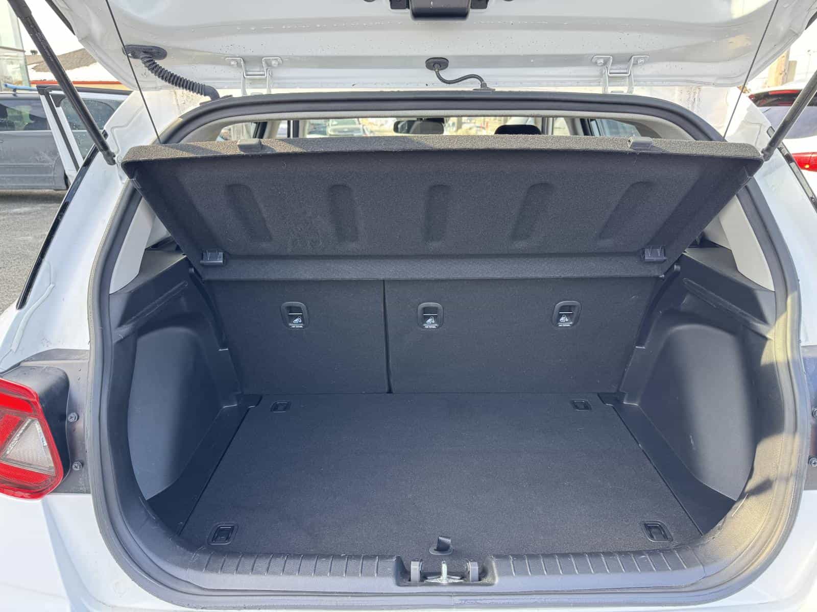 2025 Hyundai Venue Preferred - Image 22