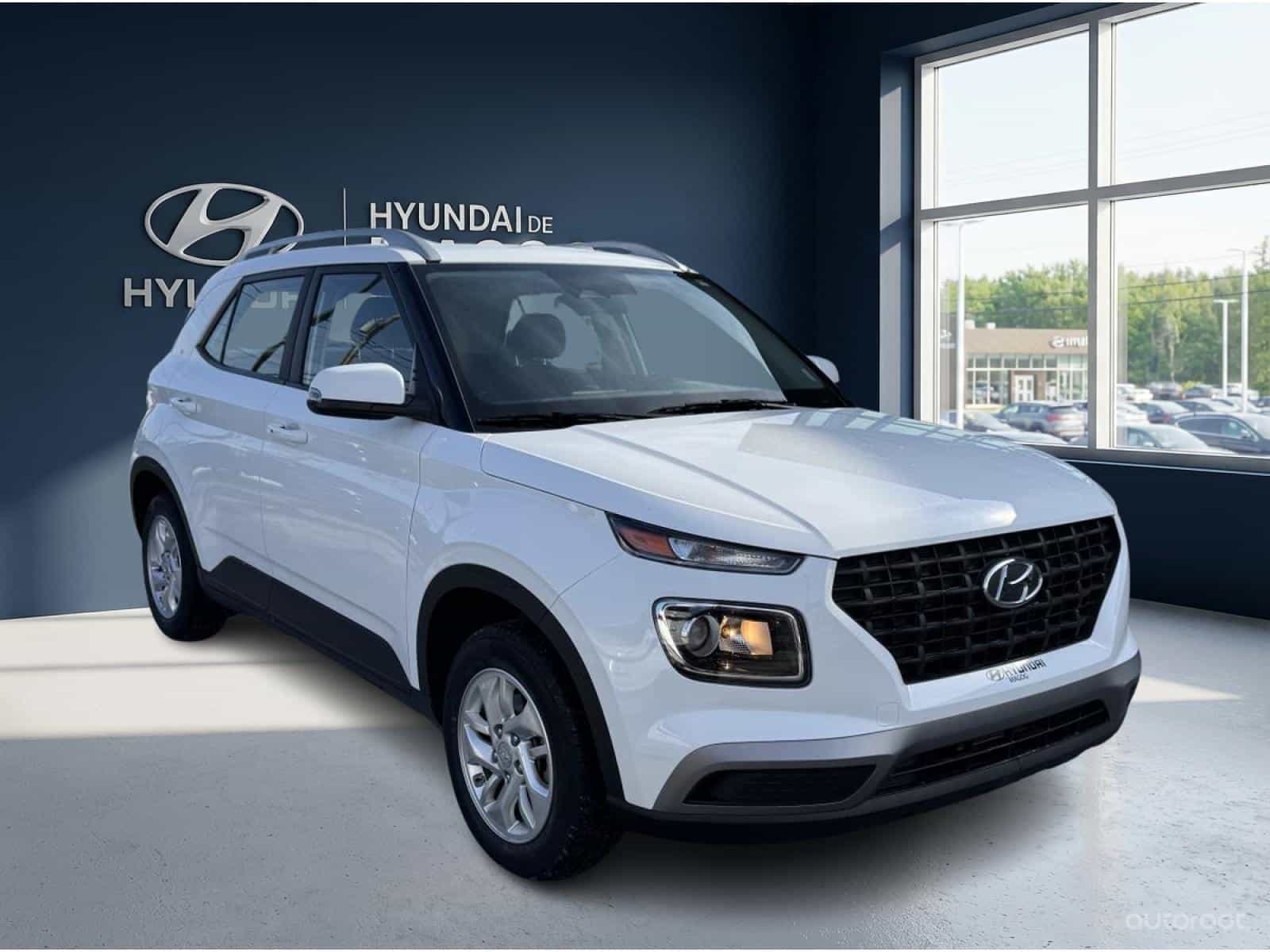 2025 Hyundai Venue Preferred - Image 6