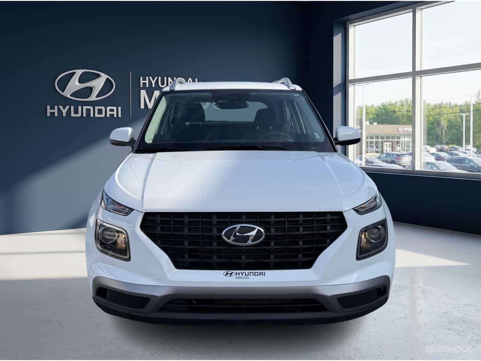 2025 Hyundai Venue Preferred - Image 7
