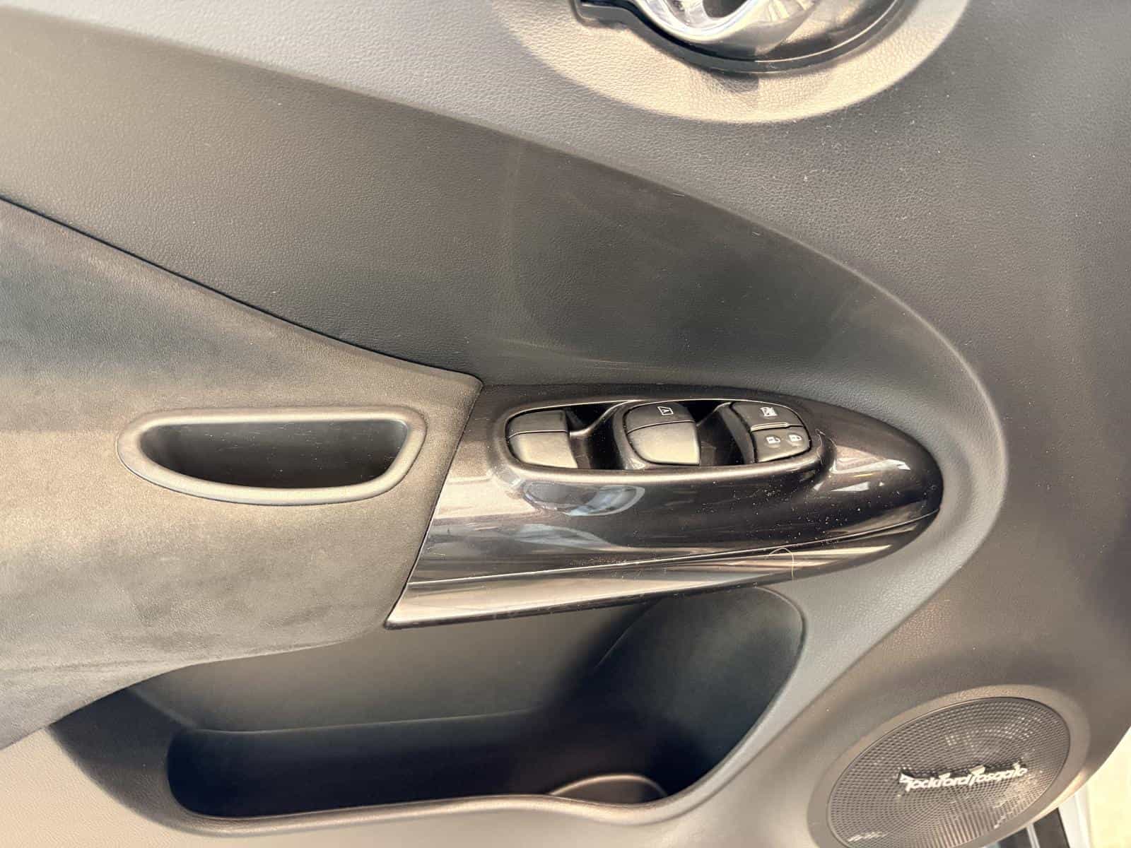 2016 Nissan Juke NISMO - Image 9