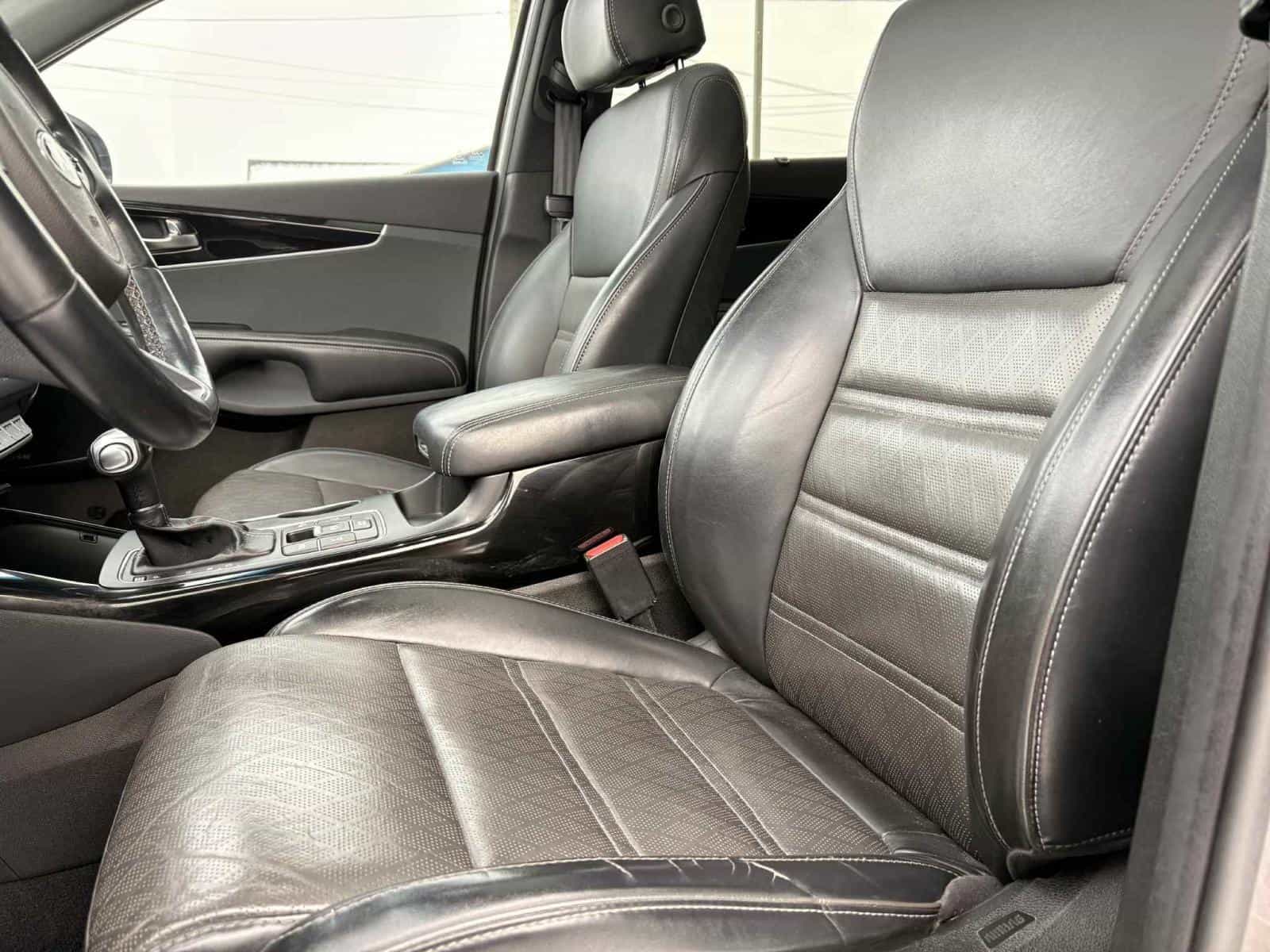 2018 Kia Sorento SX-L - Image 12