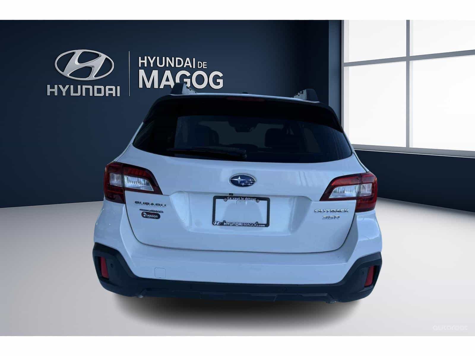 2018 Subaru Outback 3.6R Limited w/Eye - Image 4