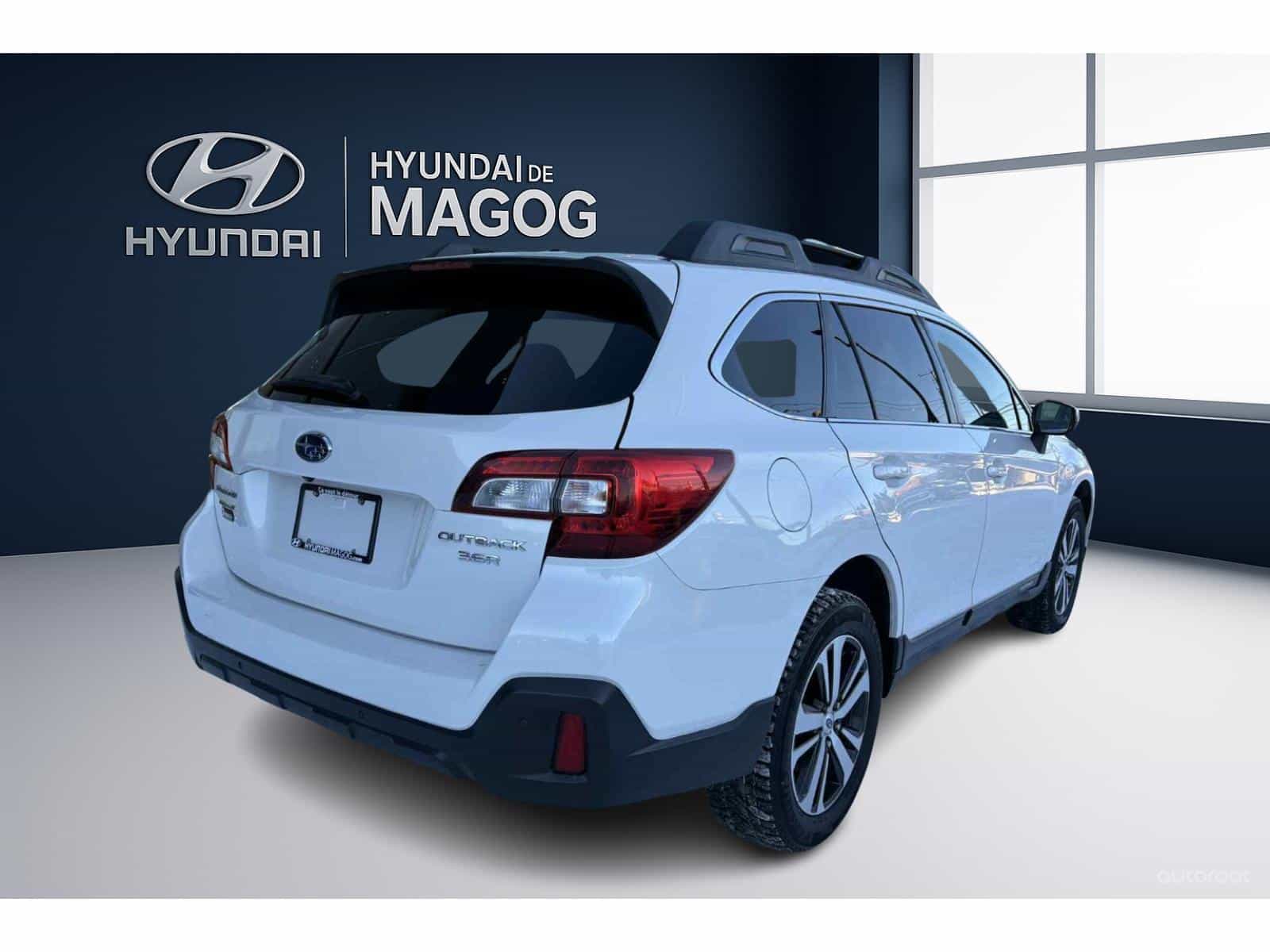 2018 Subaru Outback 3.6R Limited w/Eye - Image 6