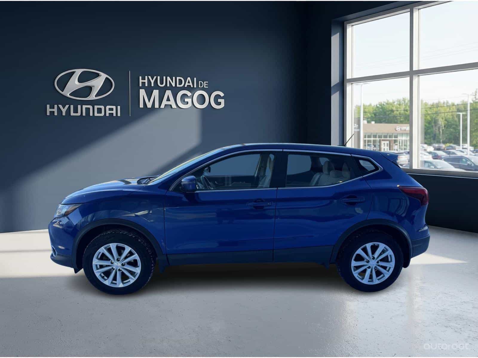 2018 Nissan Qashqai SV - Image 2