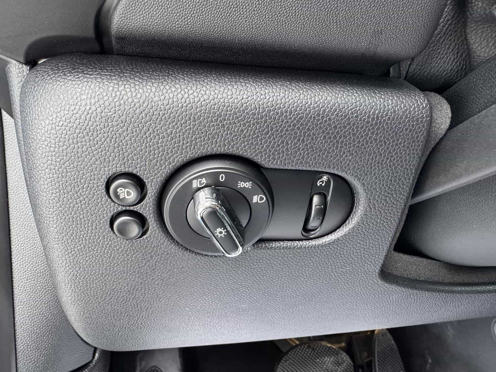 2022 Mini Hatchback Cooper S - Image 14