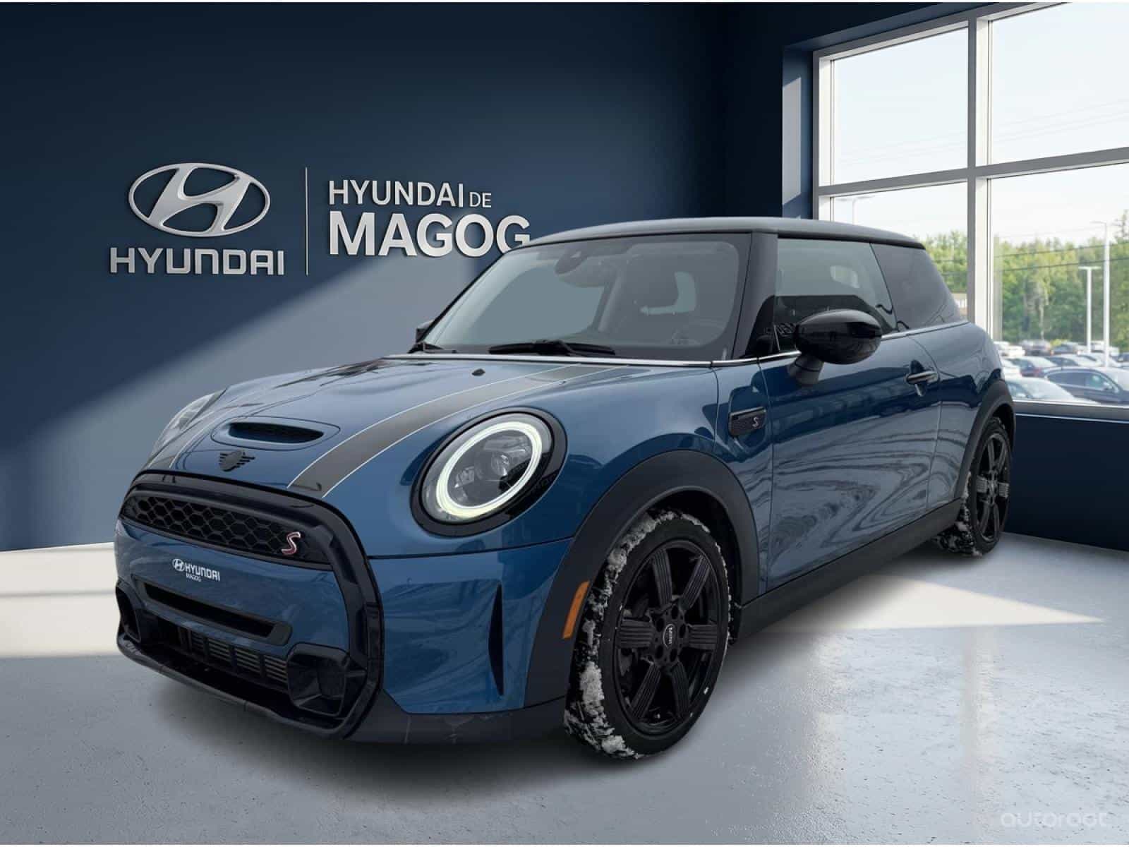 2022 Mini Hatchback Cooper S - Image 1