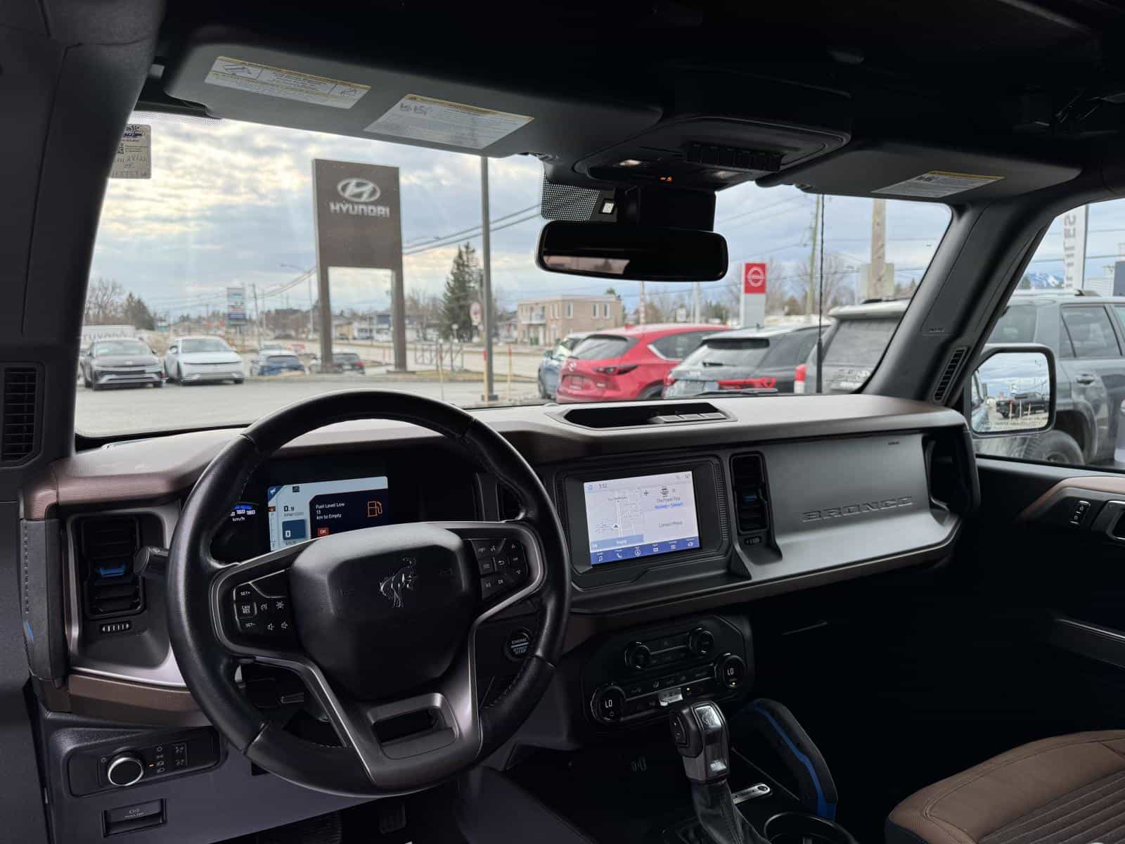 2021 Ford Bronco Outer Banks - Image 11