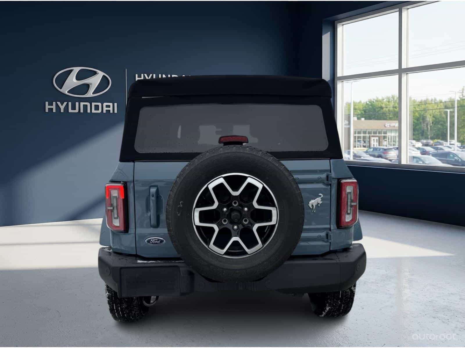 2021 Ford Bronco Outer Banks - Image 5