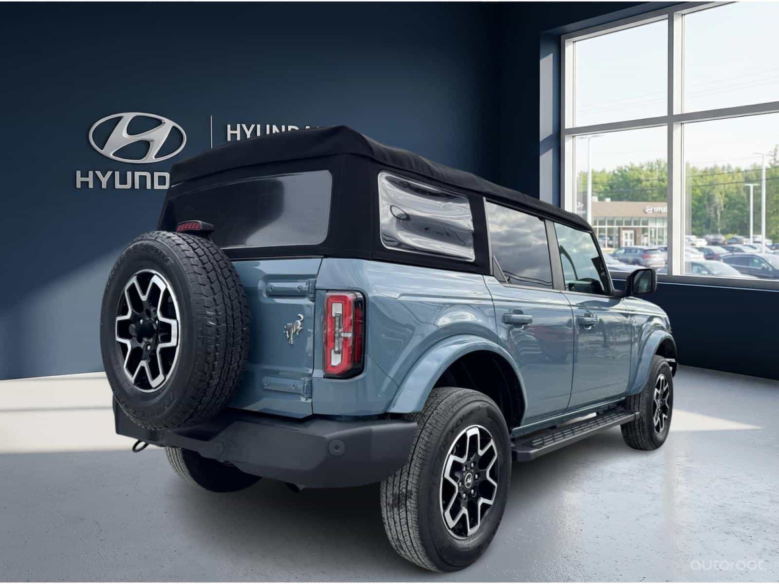 2021 Ford Bronco Outer Banks - Image 5