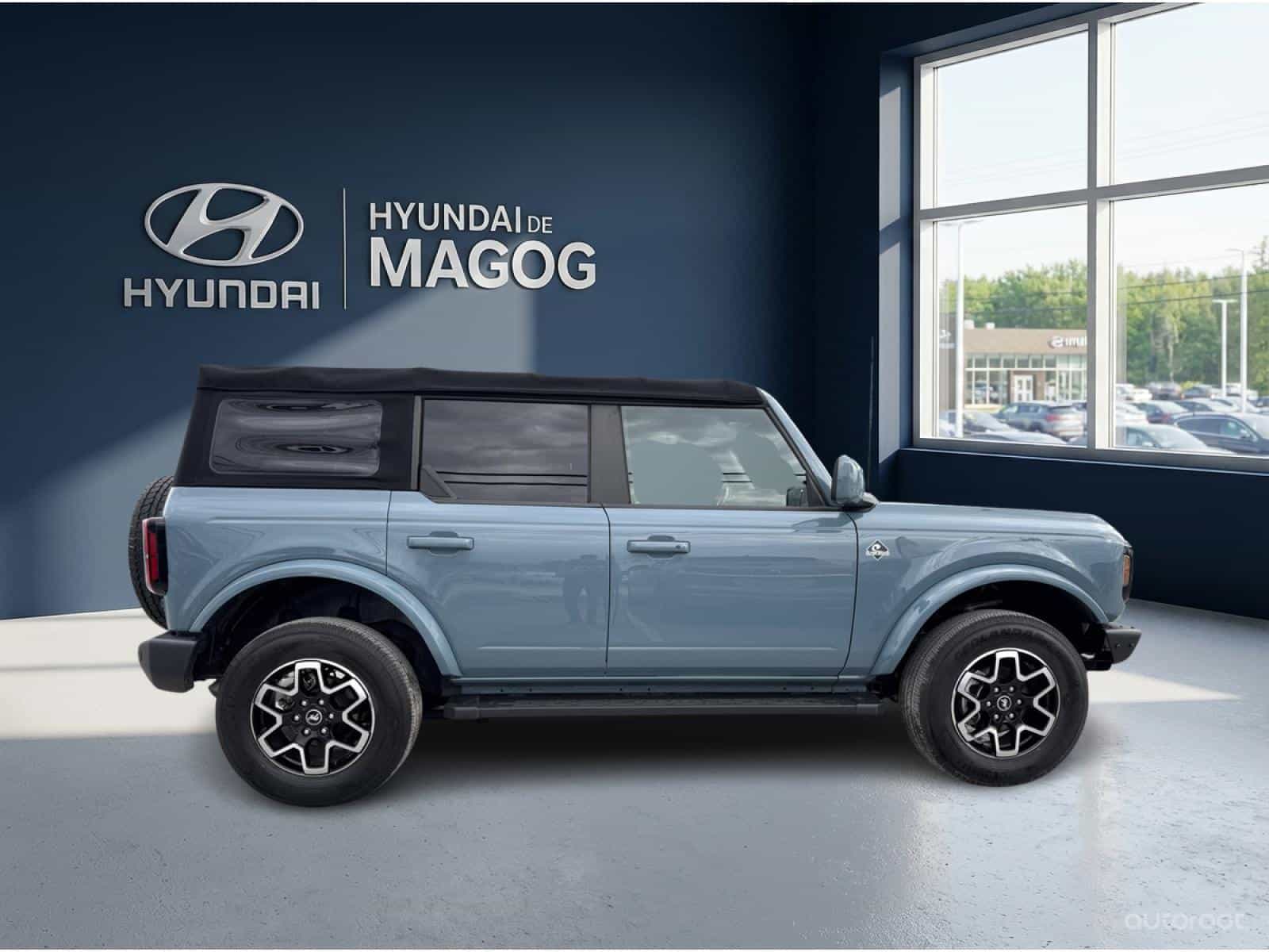 2021 Ford Bronco Outer Banks - Image 6