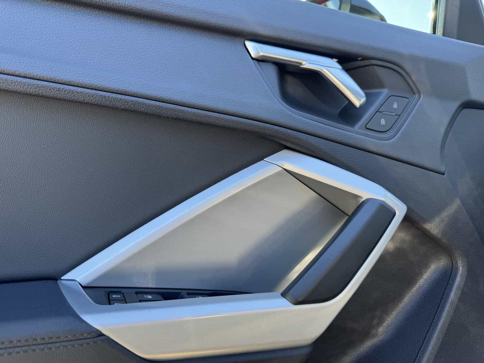 2021 Audi Q3 Komfort 45 - Image 8