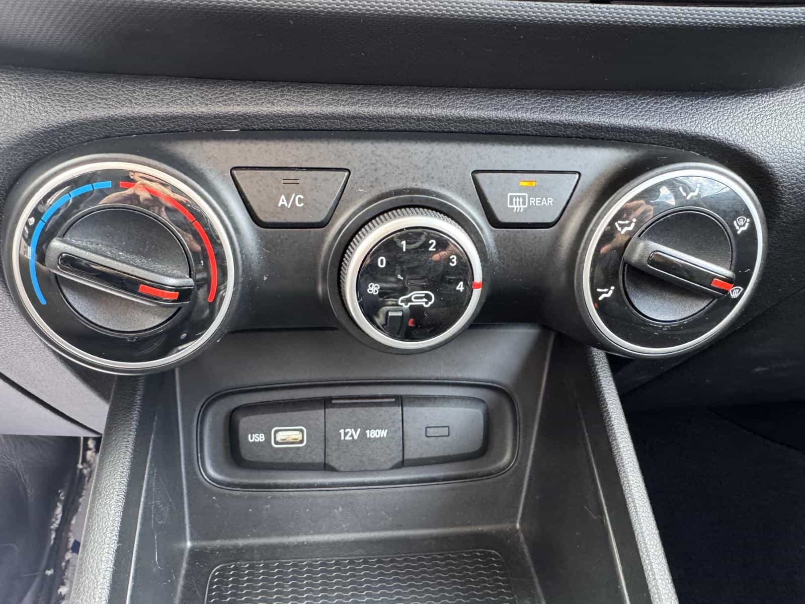 Image 20 Hyundai Venue Preferred 2022