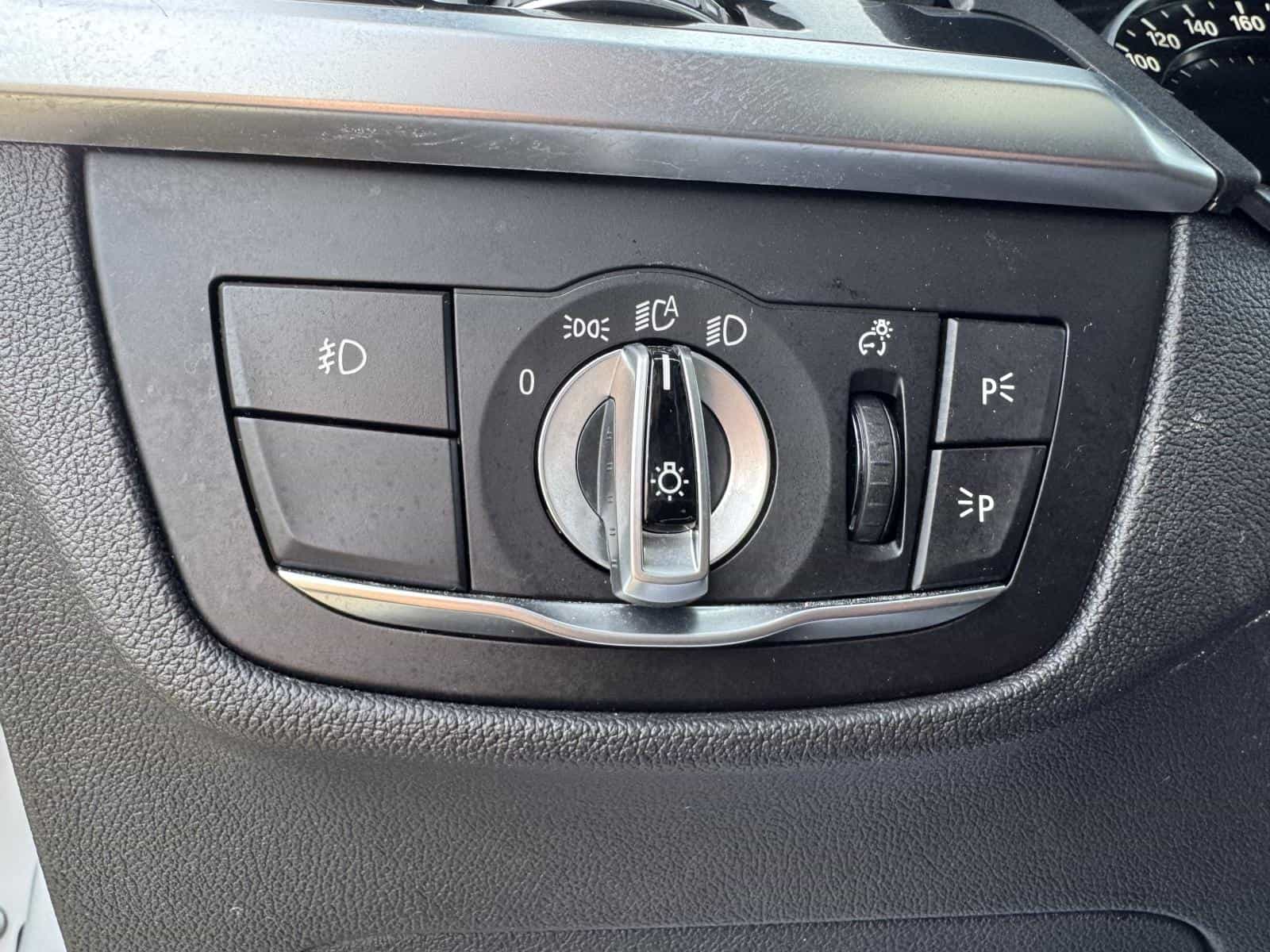 2019 BMW X3 xDrive30i - Image 17