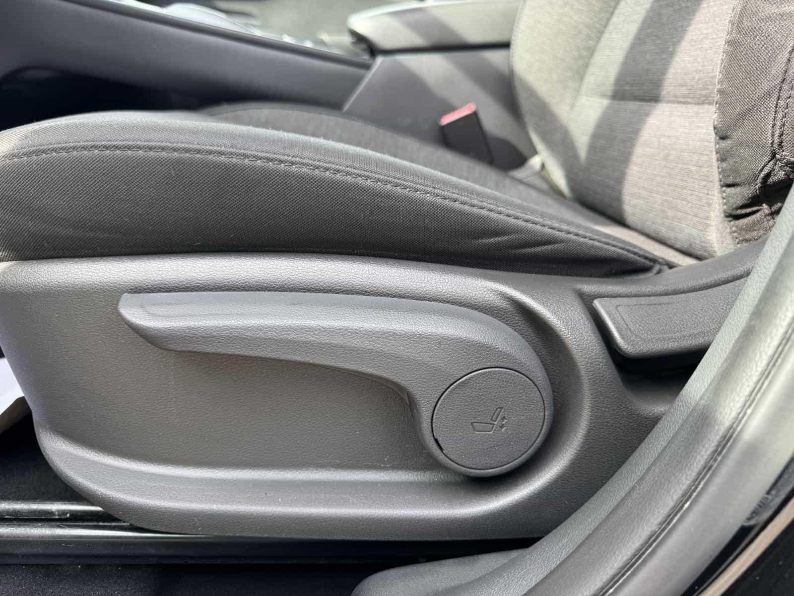 2021 Hyundai Kona EV Preferred - Image 11