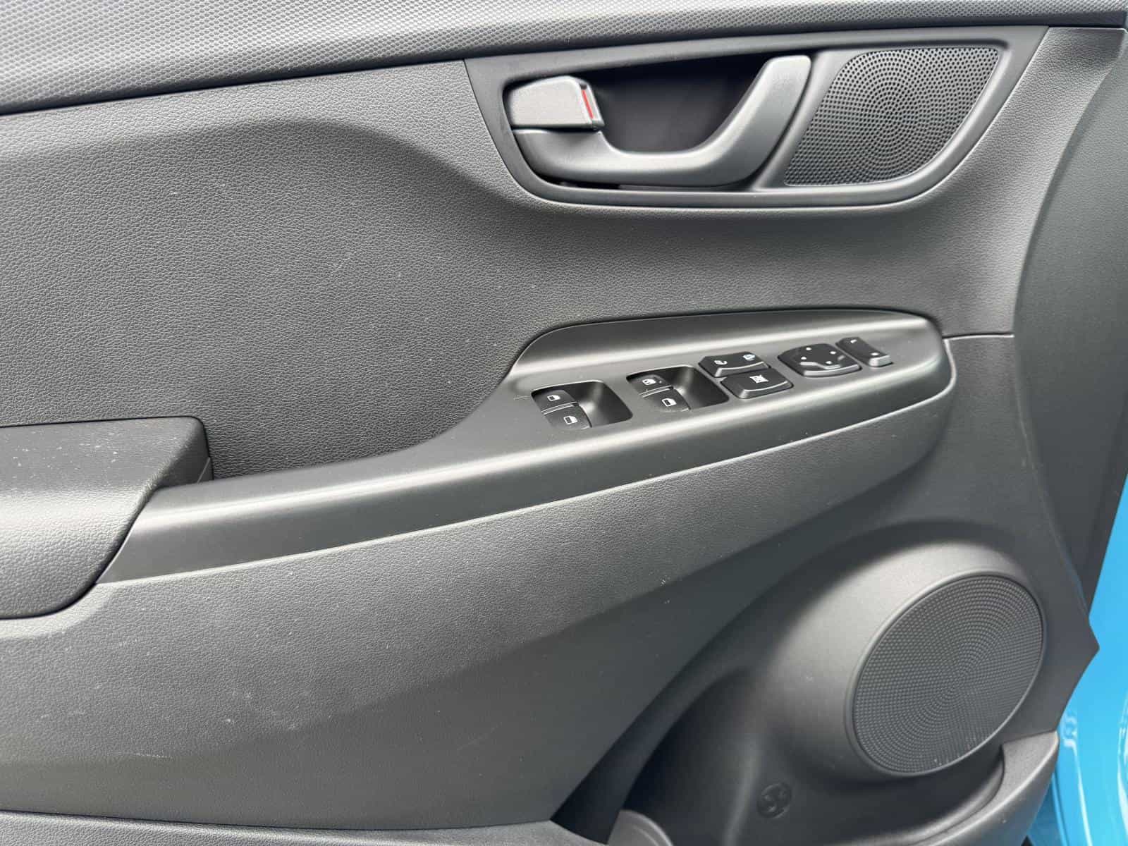 2023 Hyundai Kona Essential - Image 11