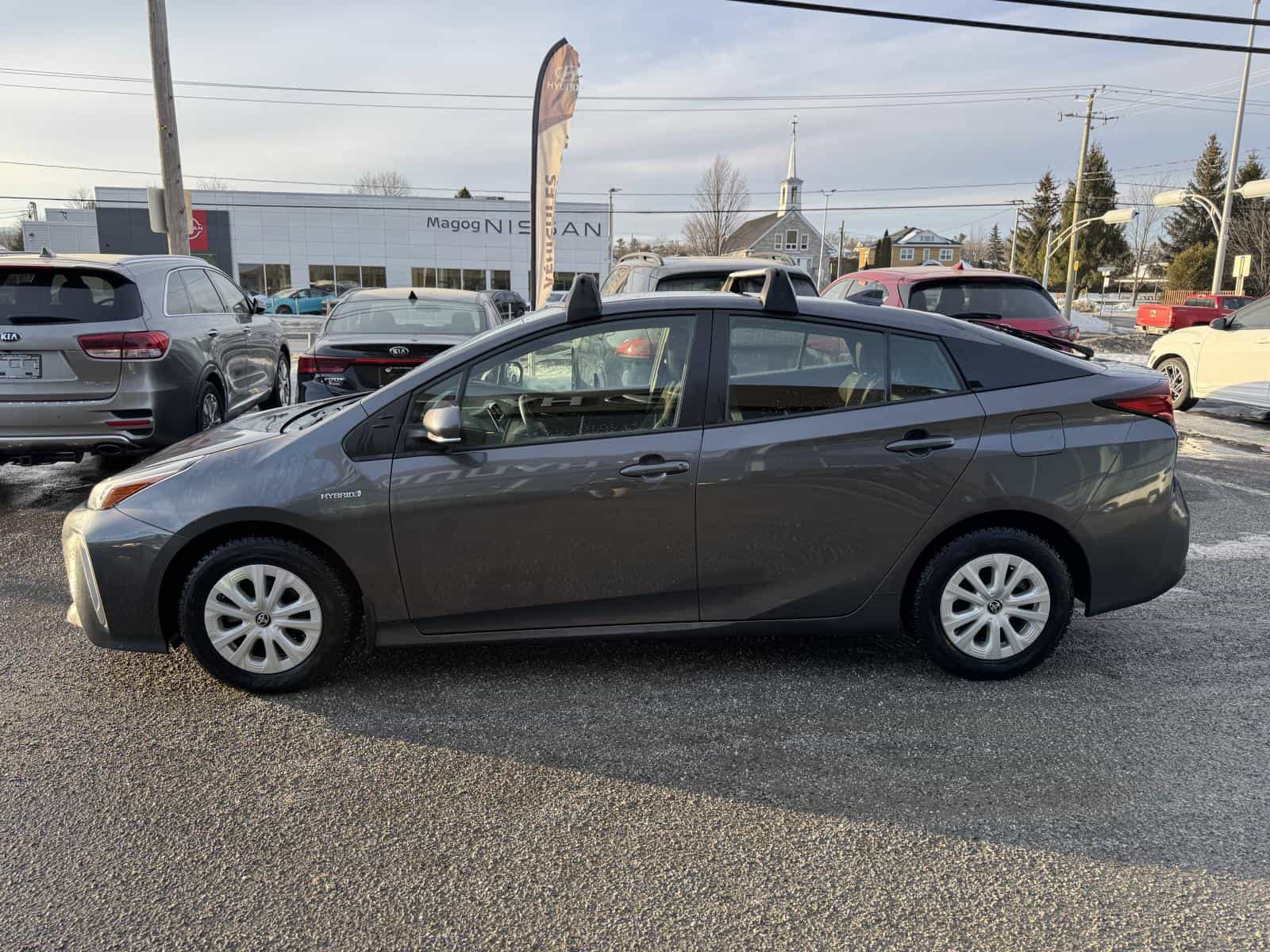 2019 Toyota Prius Technology - Image 2