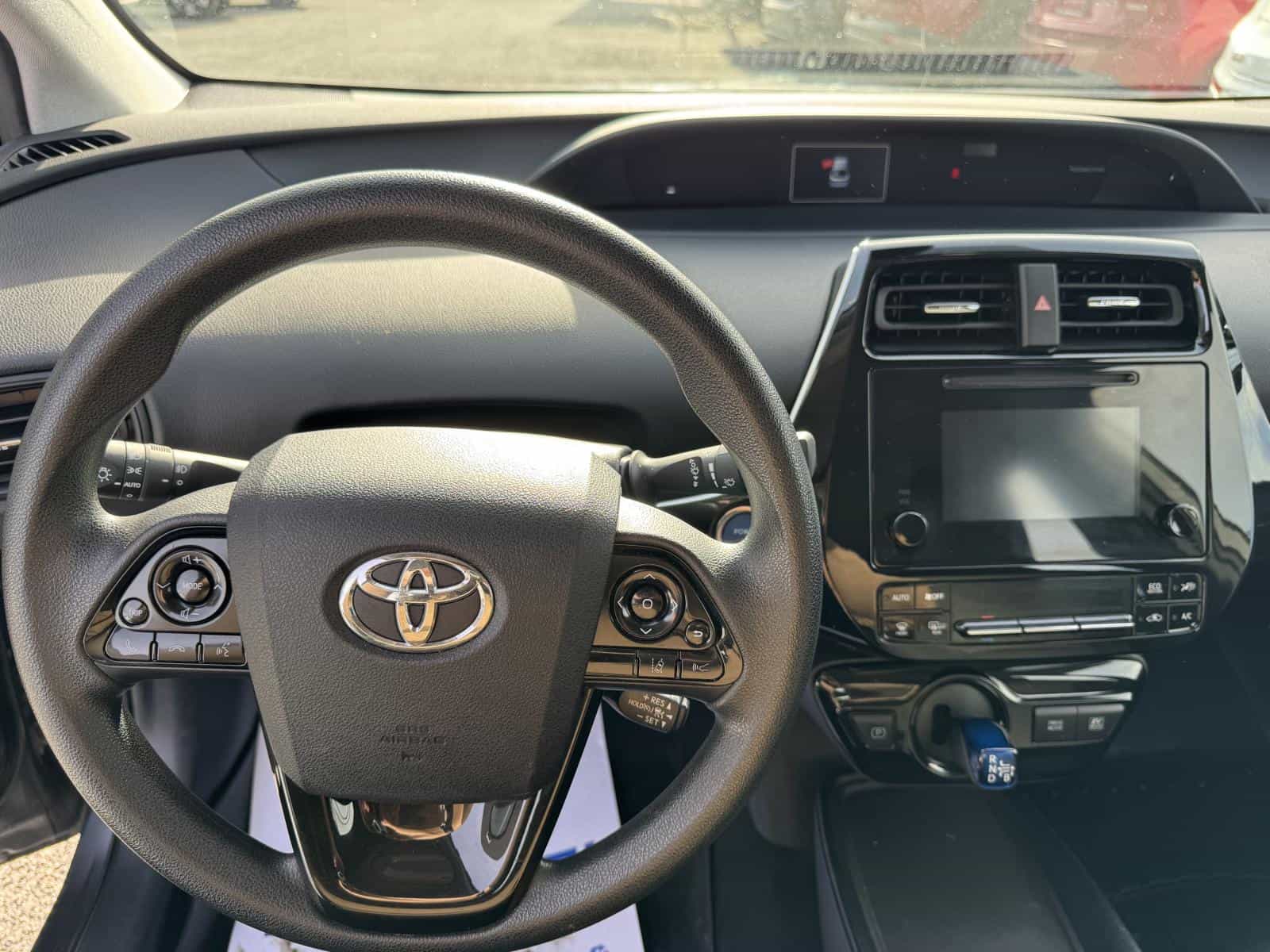 2019 Toyota Prius Technology - Image 10