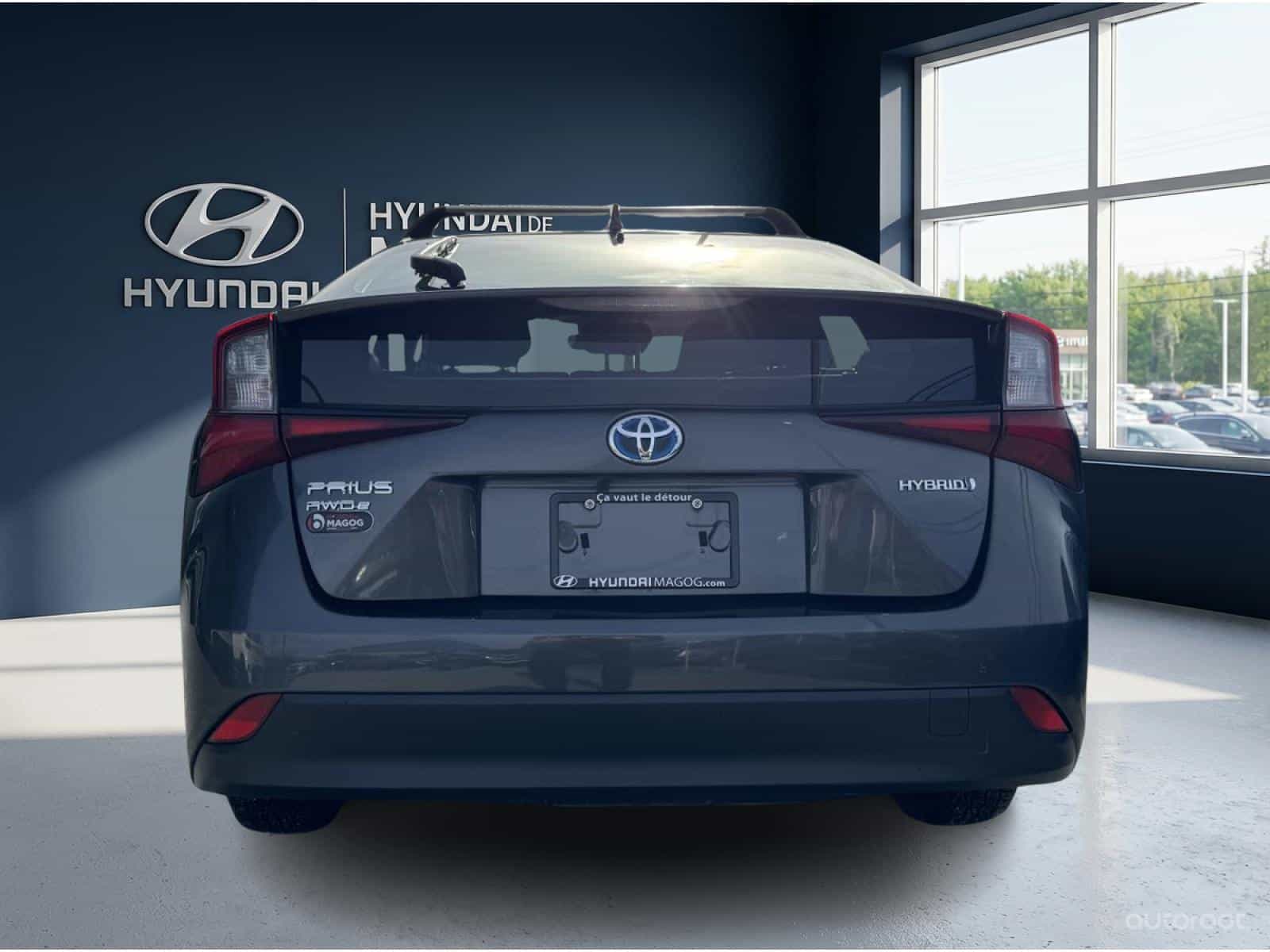 2019 Toyota Prius Technology - Image 3