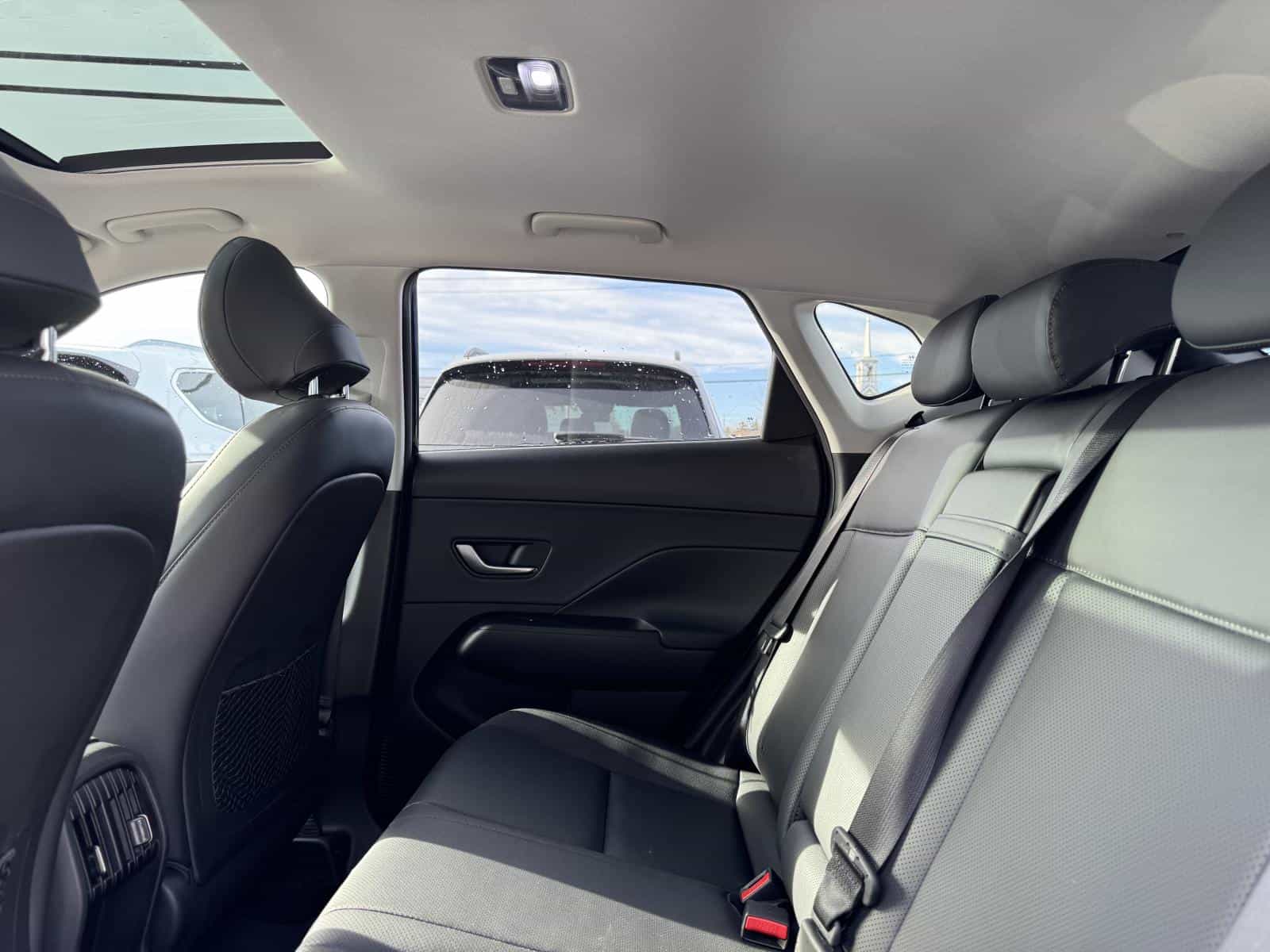 2025 Hyundai Kona EV Ultimate - Image 16