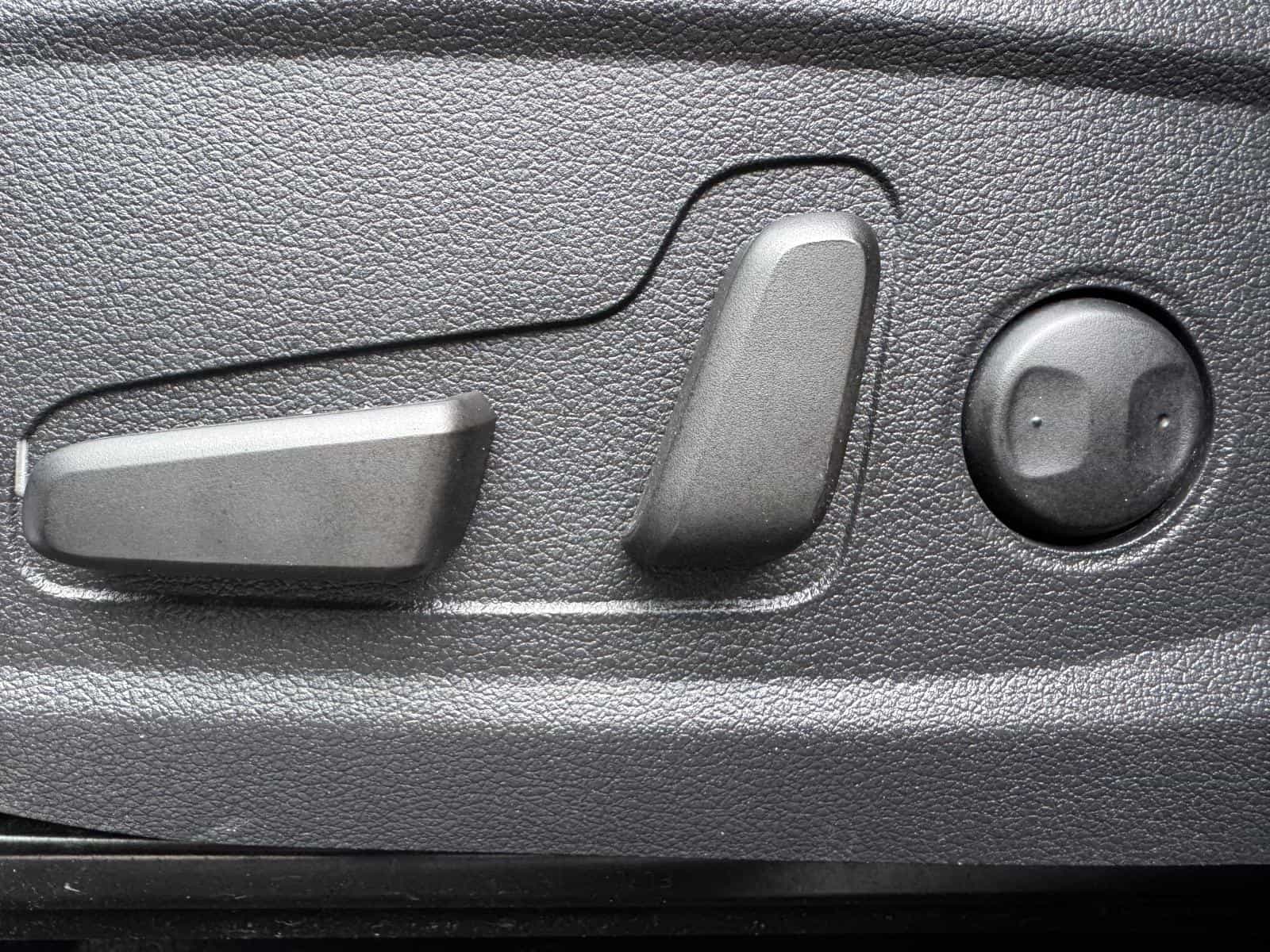 2019 Hyundai Santa Fe Preferred - Image 13