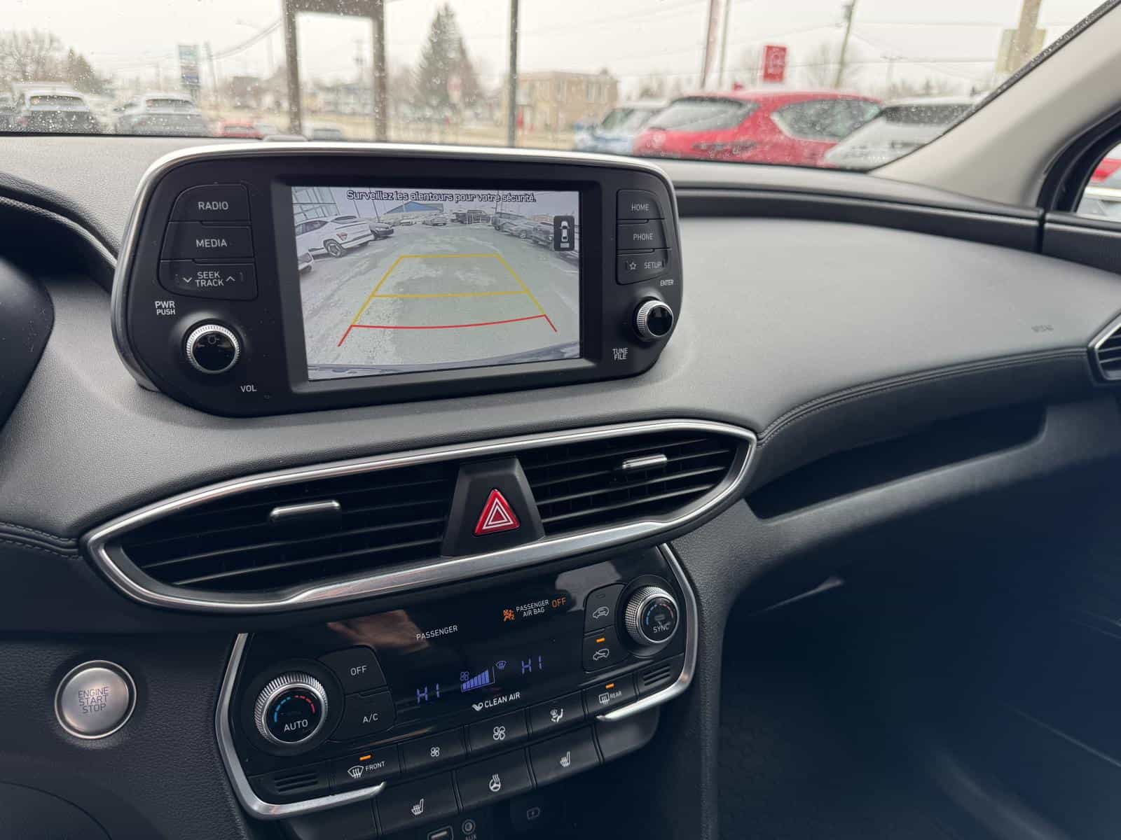 2019 Hyundai Santa Fe Preferred - Image 21