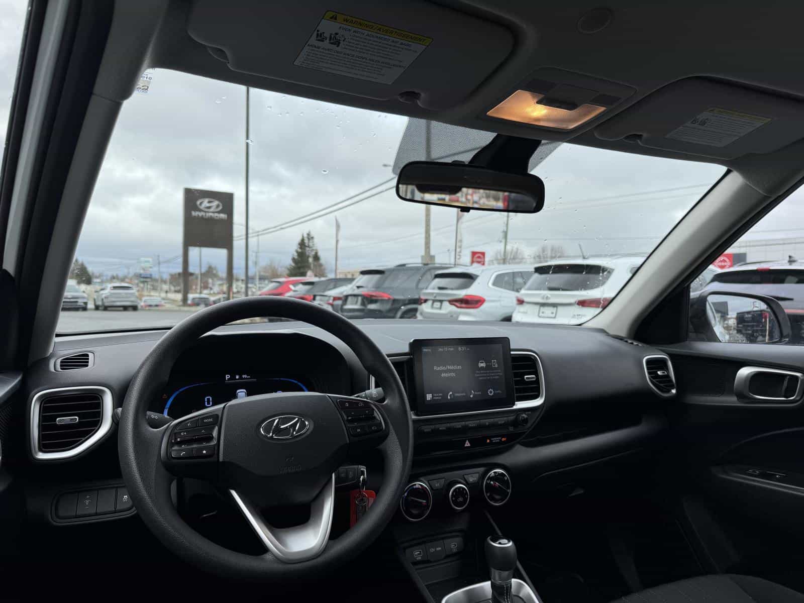 2023 Hyundai Venue Essential - Image 7