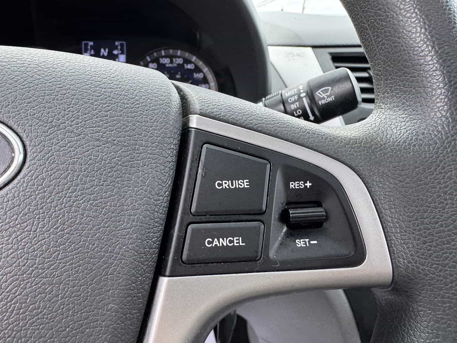 2017 Hyundai Accent SE - Image 15