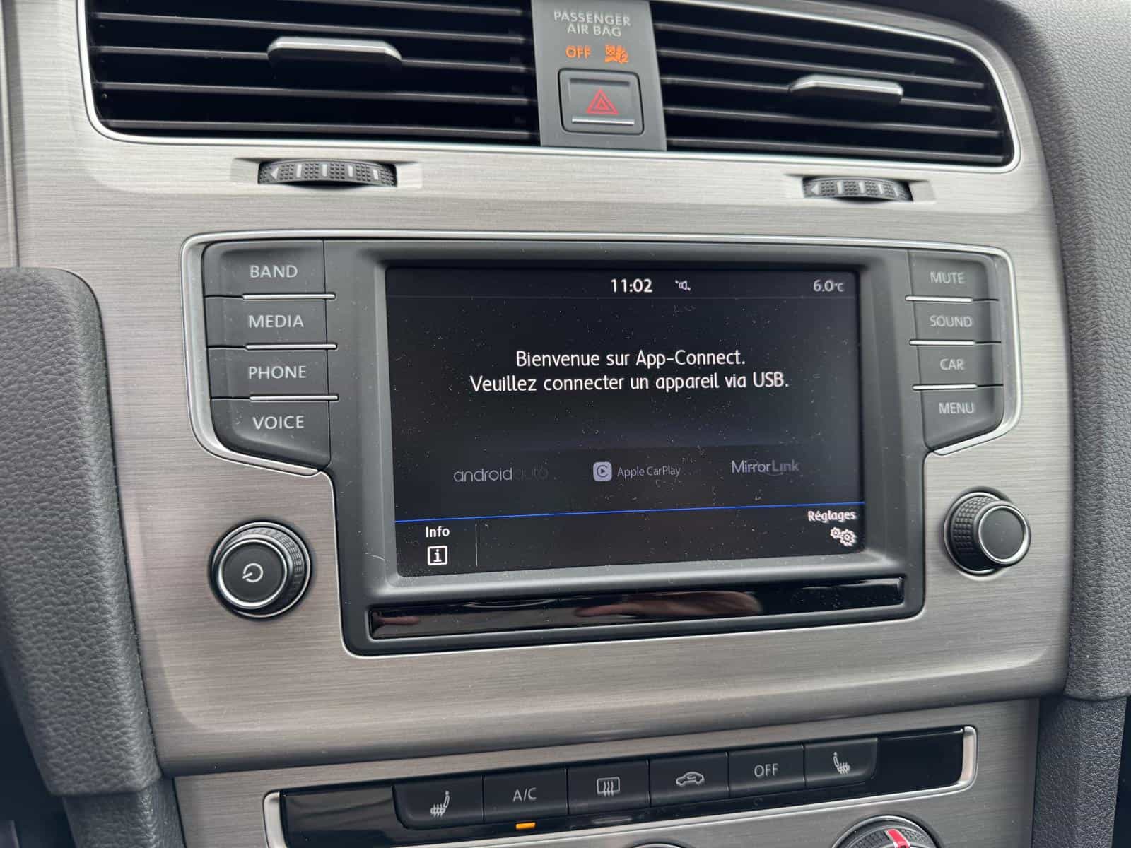 2017 Volkswagen Golf 1.8 TSI Trendline - Image 11