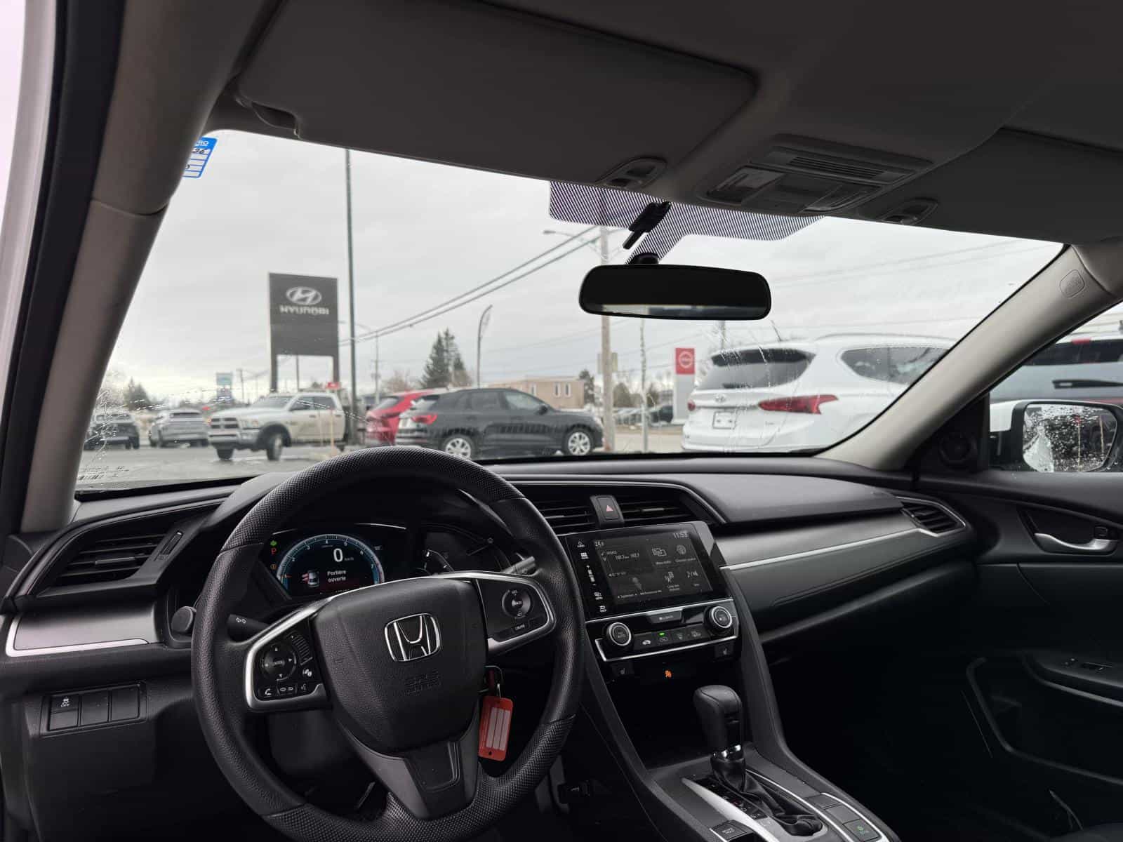 Image 13 Honda Civic LX 2018