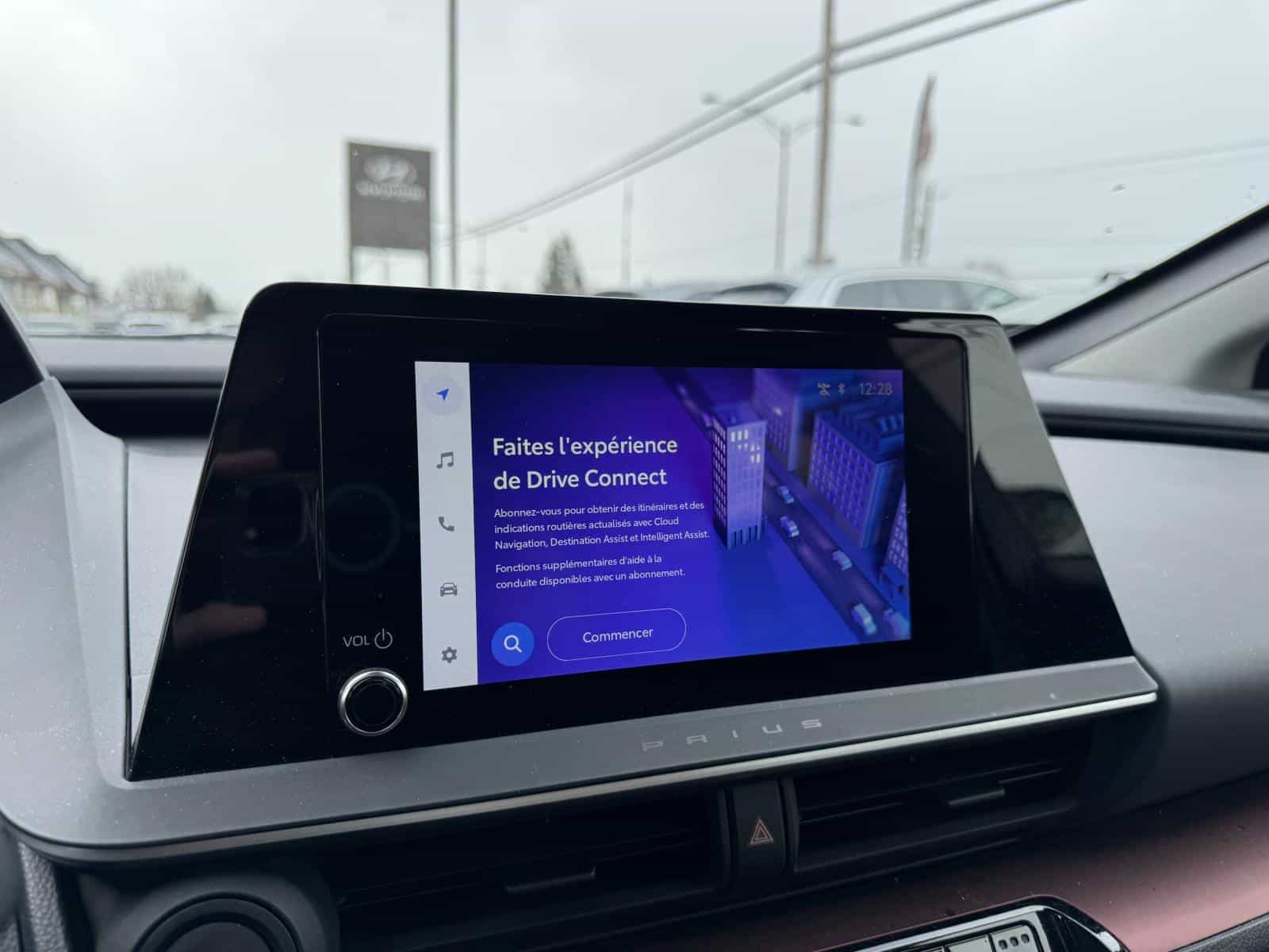 Image 13 Toyota Prius Prime SE 2024