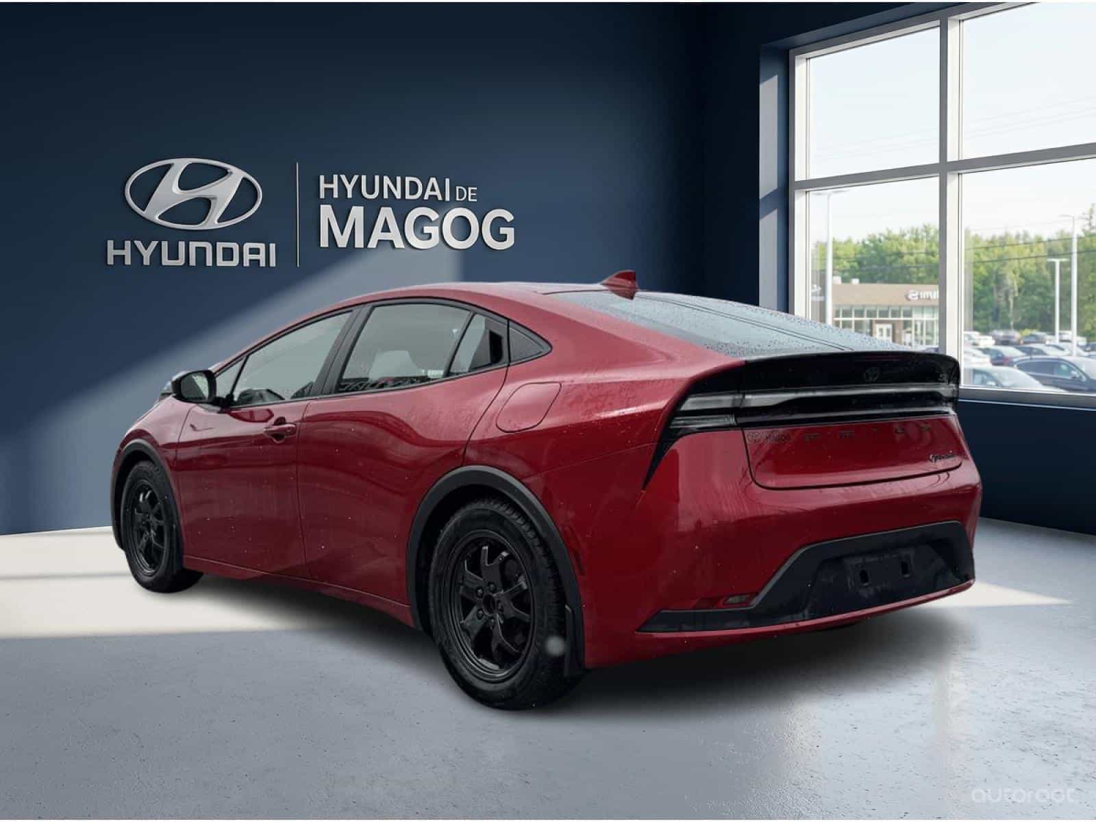 2024 Toyota Prius Prime SE - Image 4