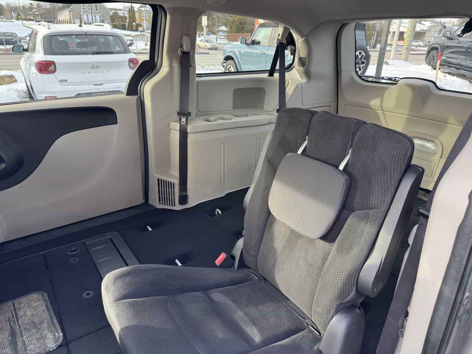 2019 Dodge Grand Caravan SXT - Image 11