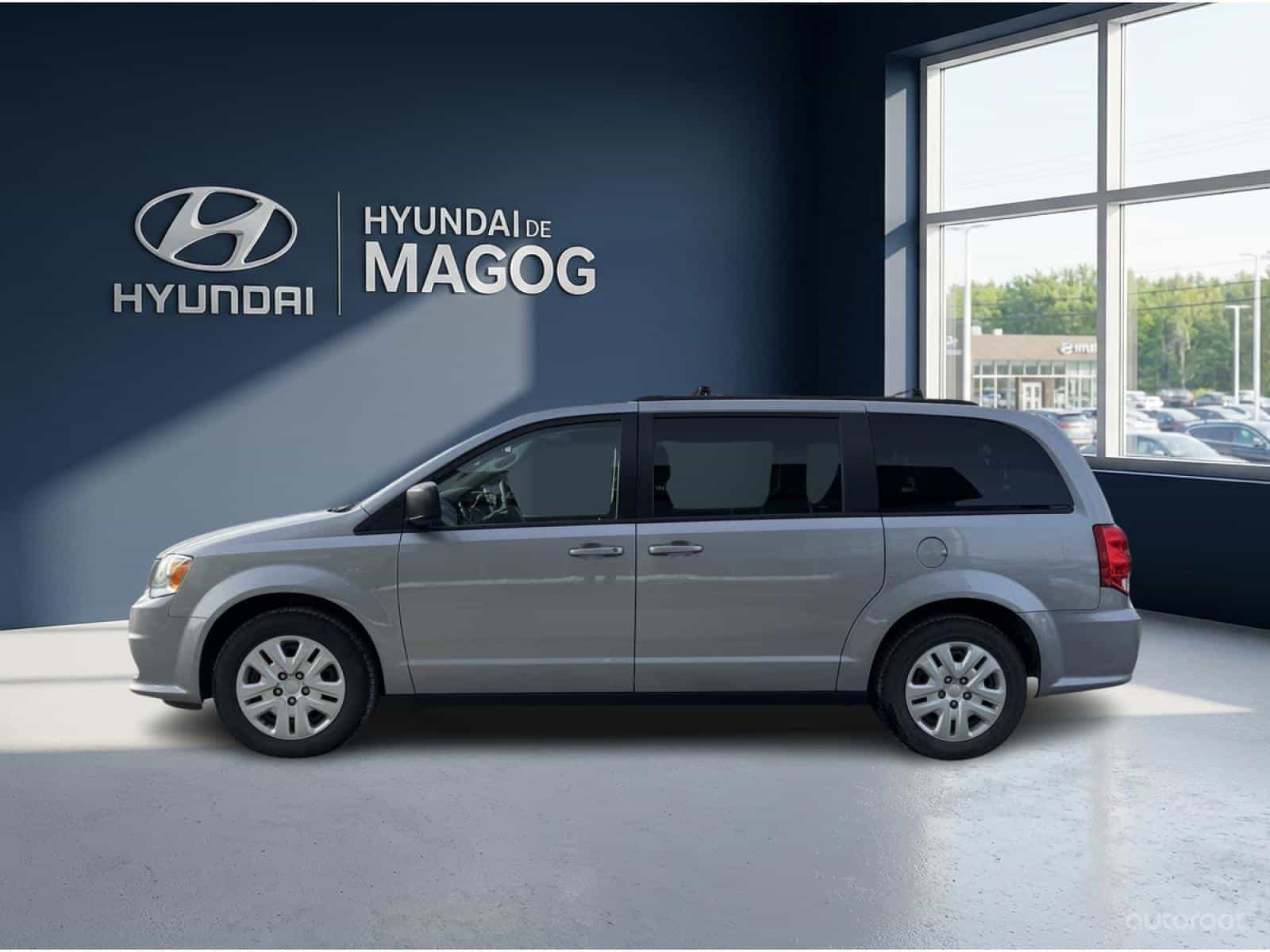 Image 2 Dodge Grand Caravan SXT 2019