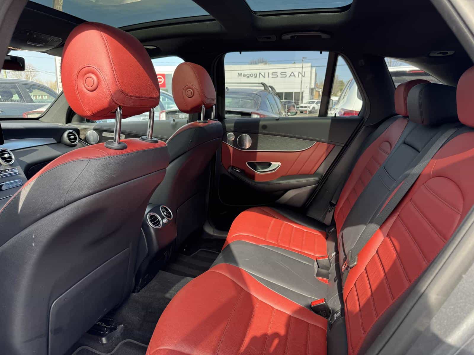 Image 19 Mercedes-Benz GLC-Class GLC43 AMG 2020