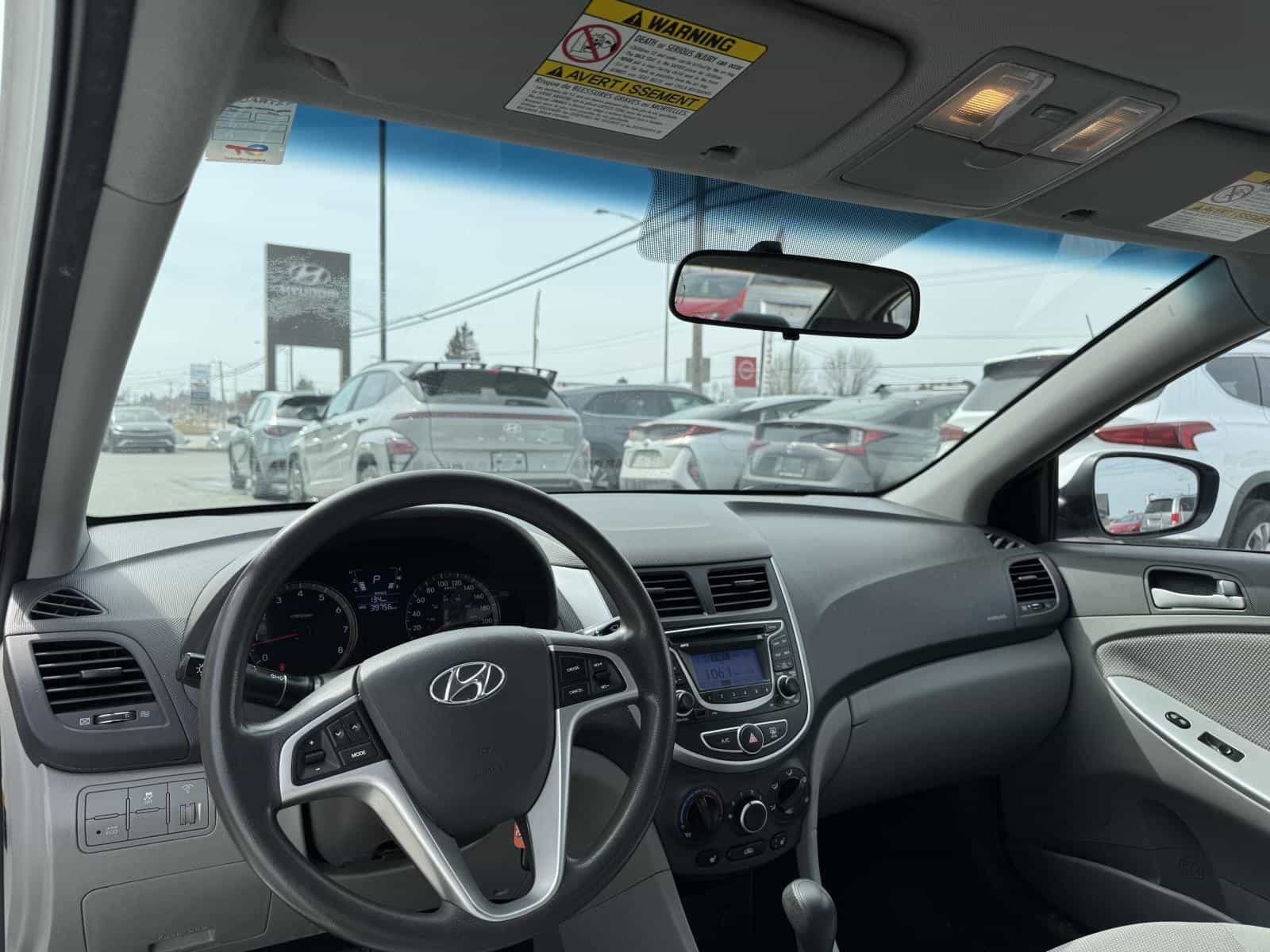 Image 11 Hyundai Accent GL 2013