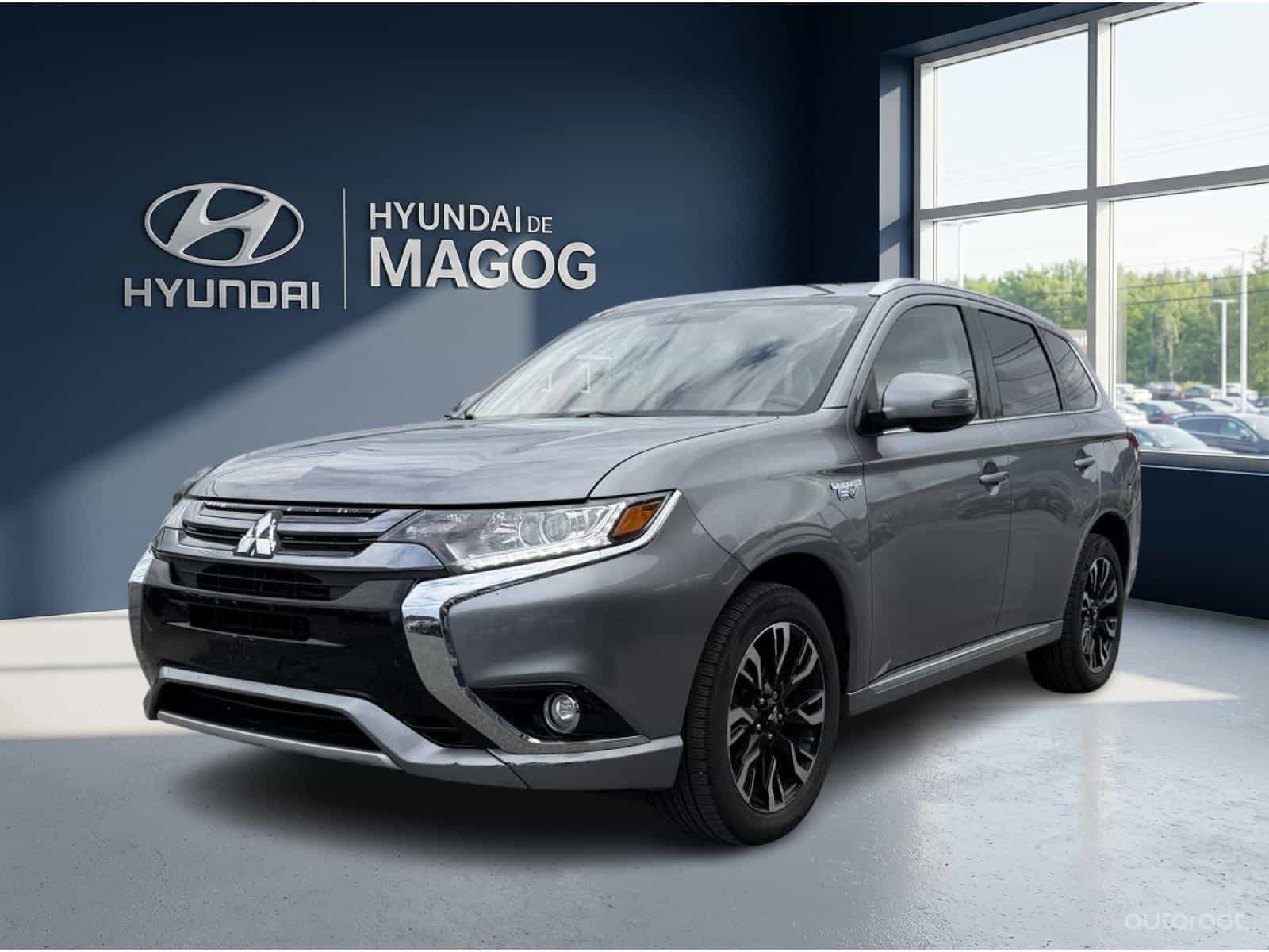 Image 1 Mitsubishi Outlander PHEV 2018