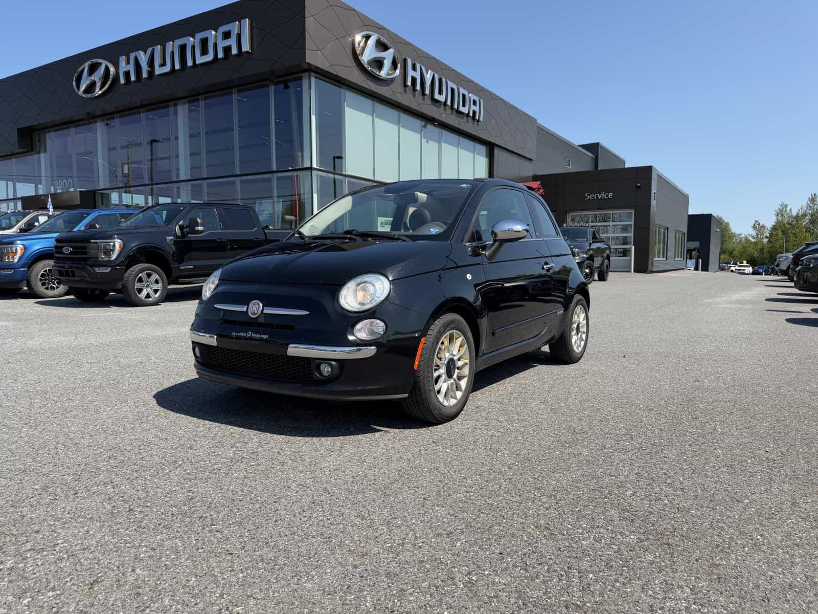 2014 Fiat 500 Lounge - Image 1