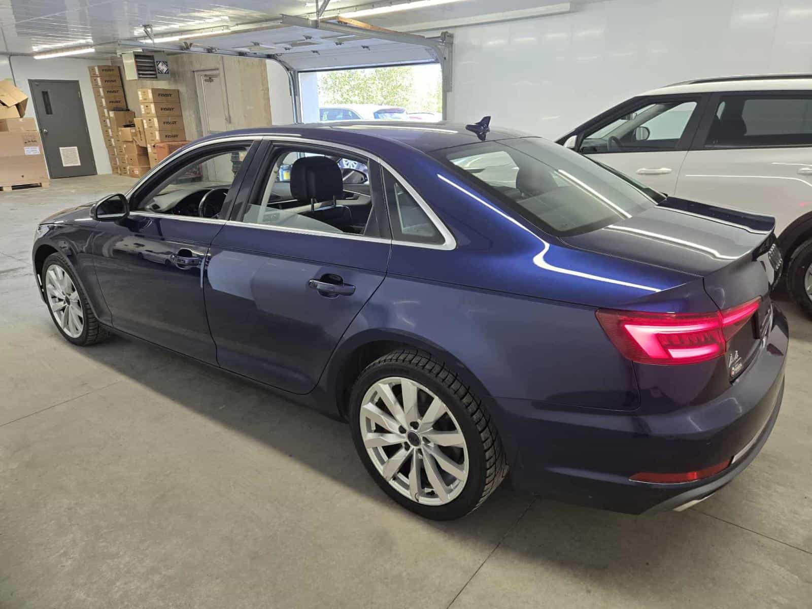 2019 Audi A4 Komfort - Image 6