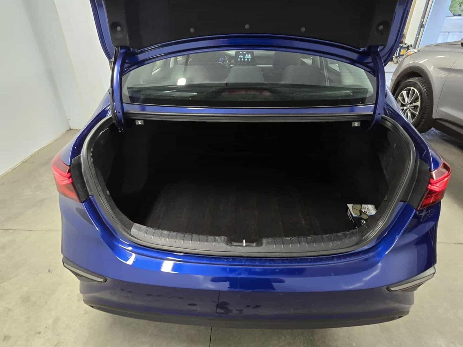 Image 9 Kia Forte LX 2019