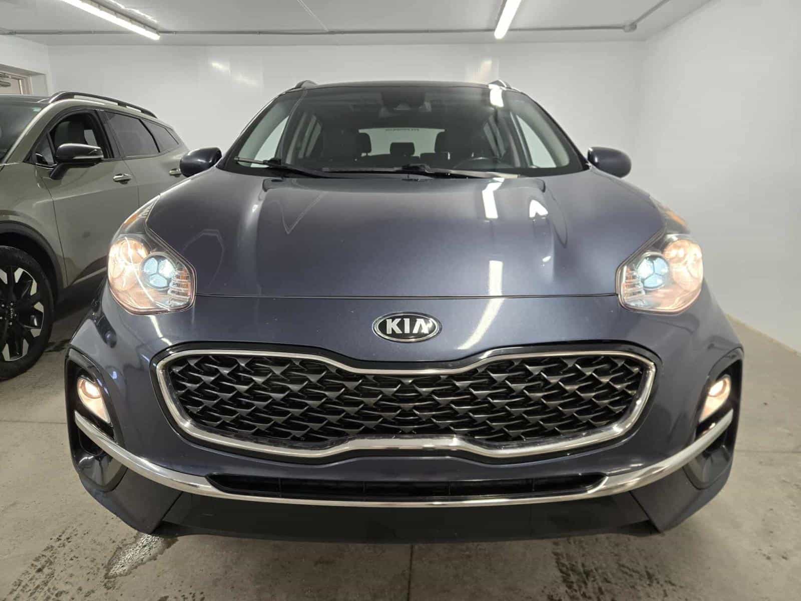2020 Kia Sportage EX - Image 3