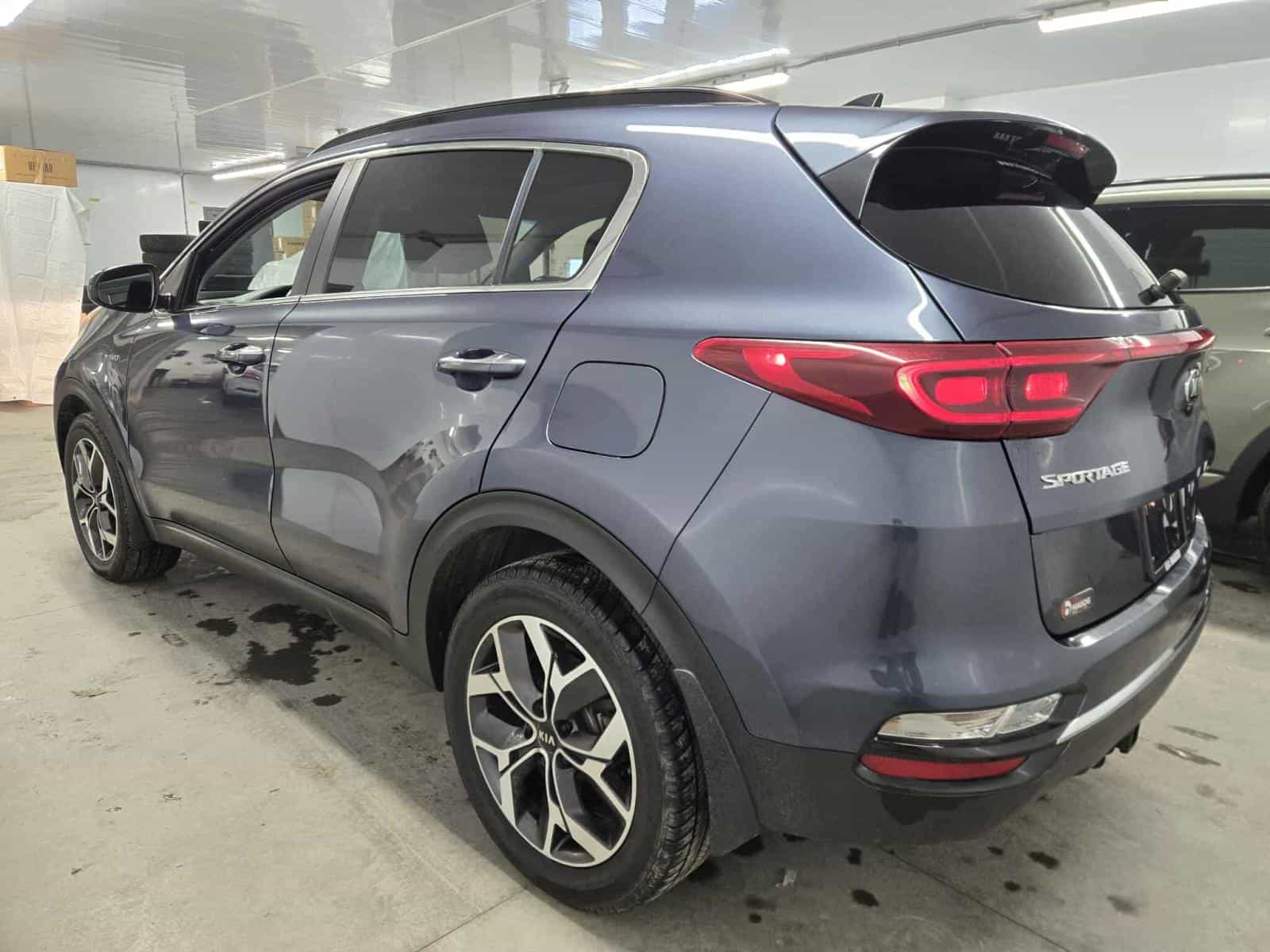 2020 Kia Sportage EX - Image 5
