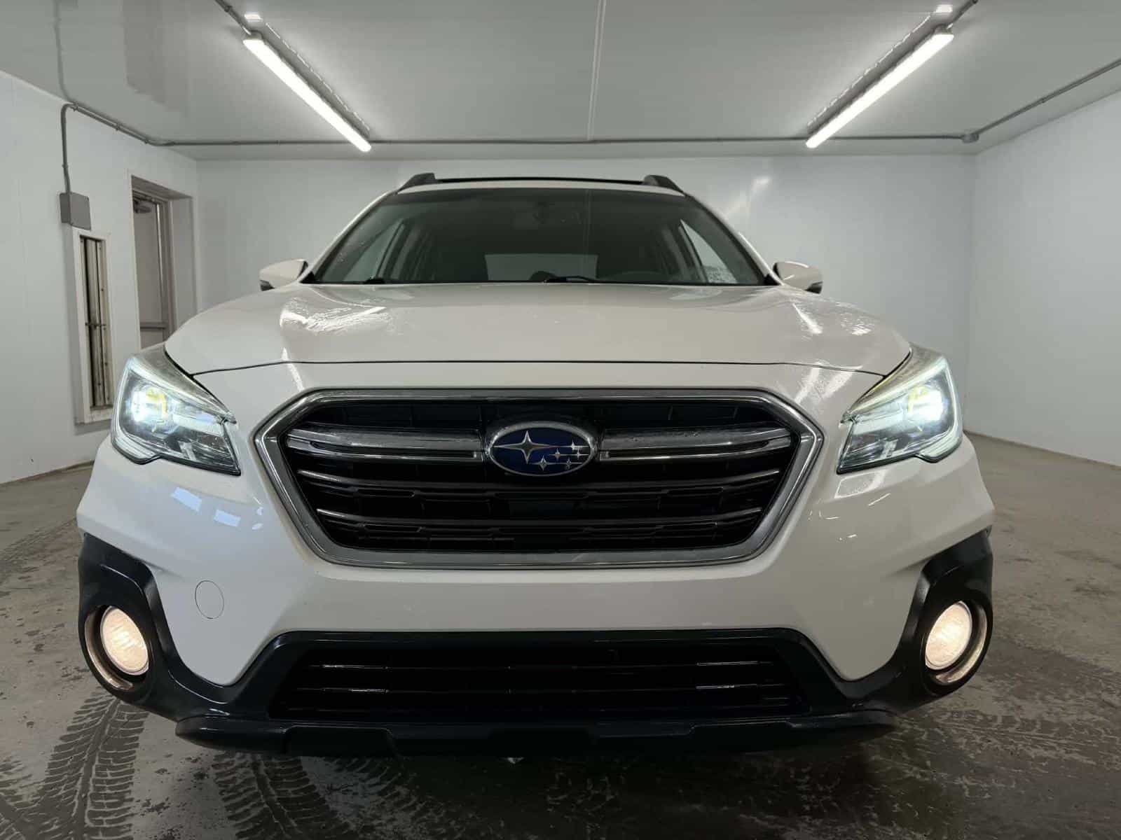 Image 2 Subaru Outback 2.5i Limited 2018