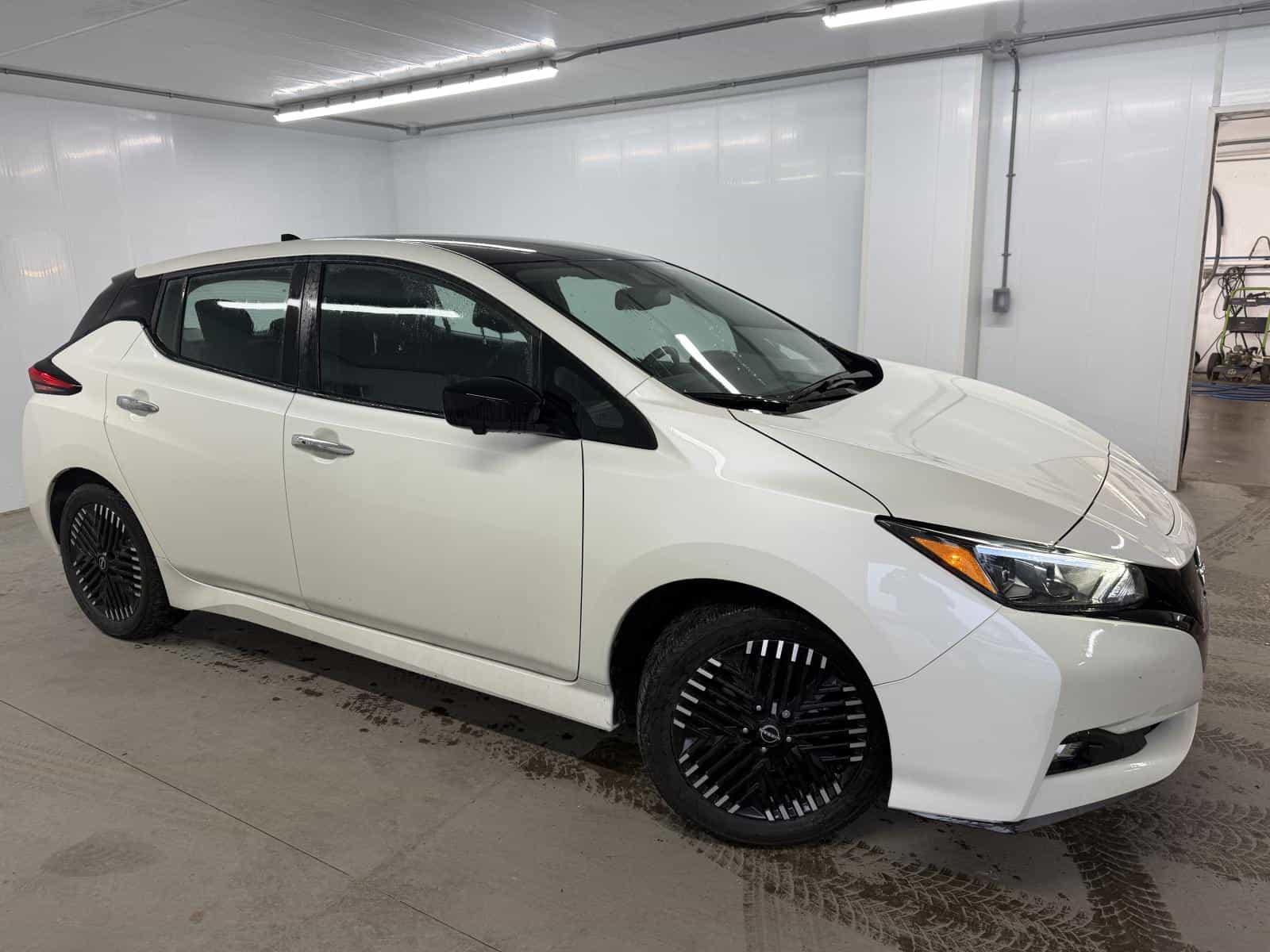 Image 1 Nissan Leaf SV Plus 2024
