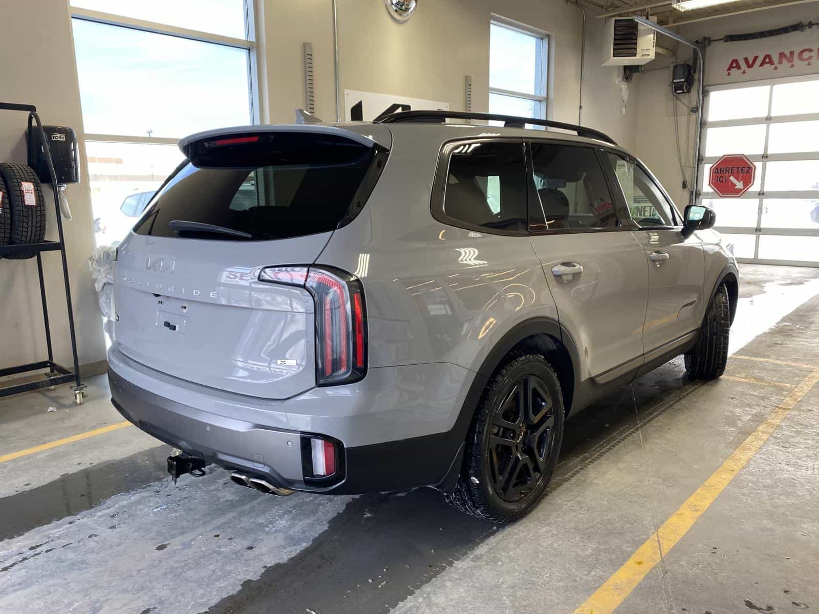2023 Kia Telluride X-Line - Image 6