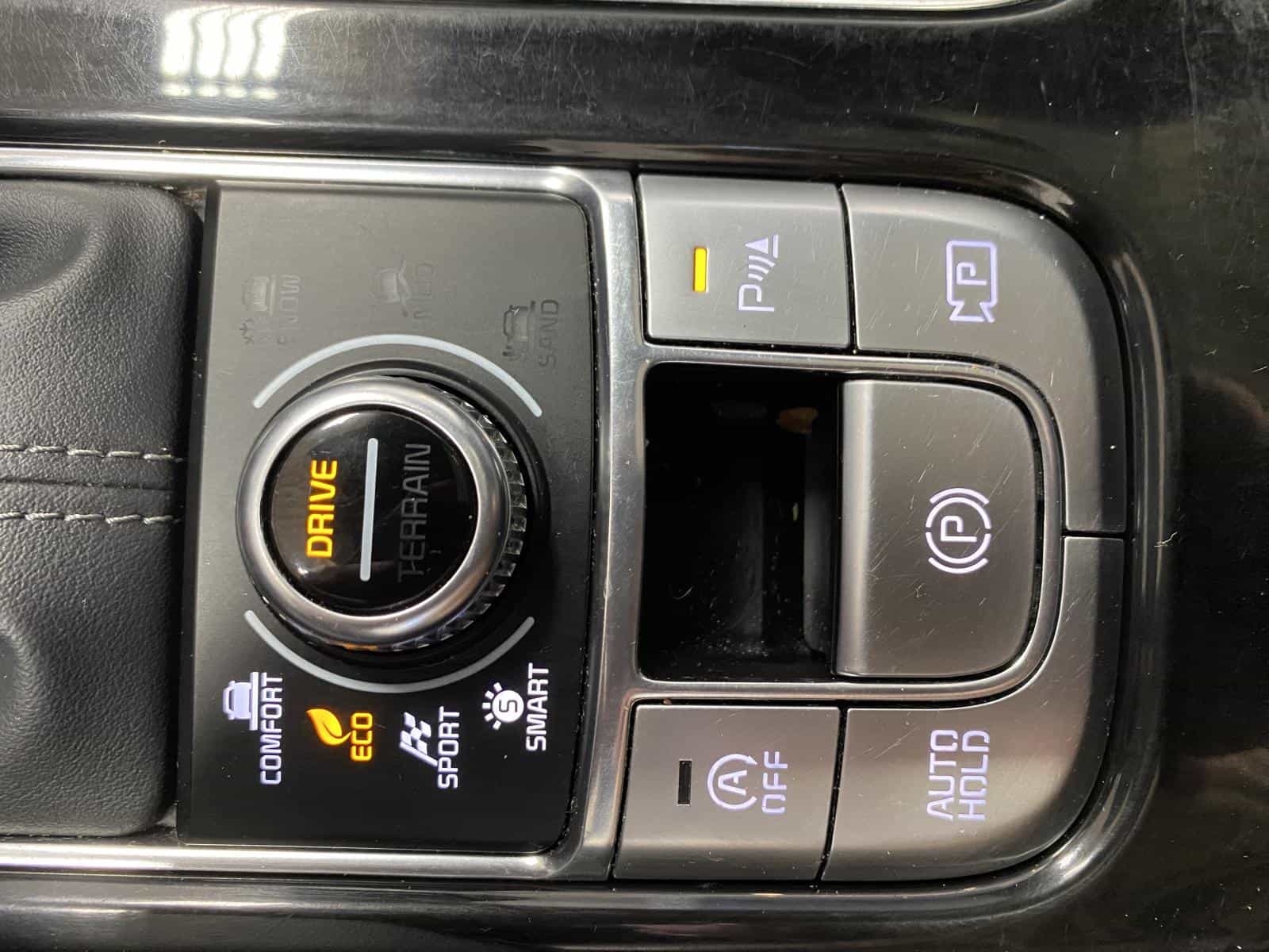 2023 Kia Telluride X-Line - Image 18