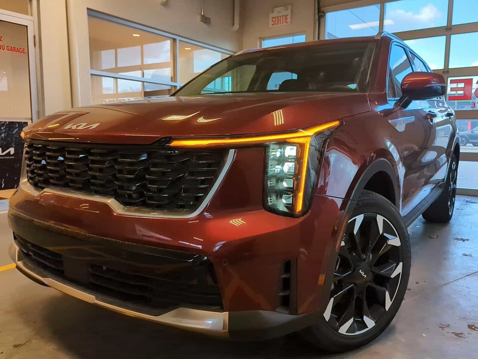 2025 Kia Sorento EX - Image 2